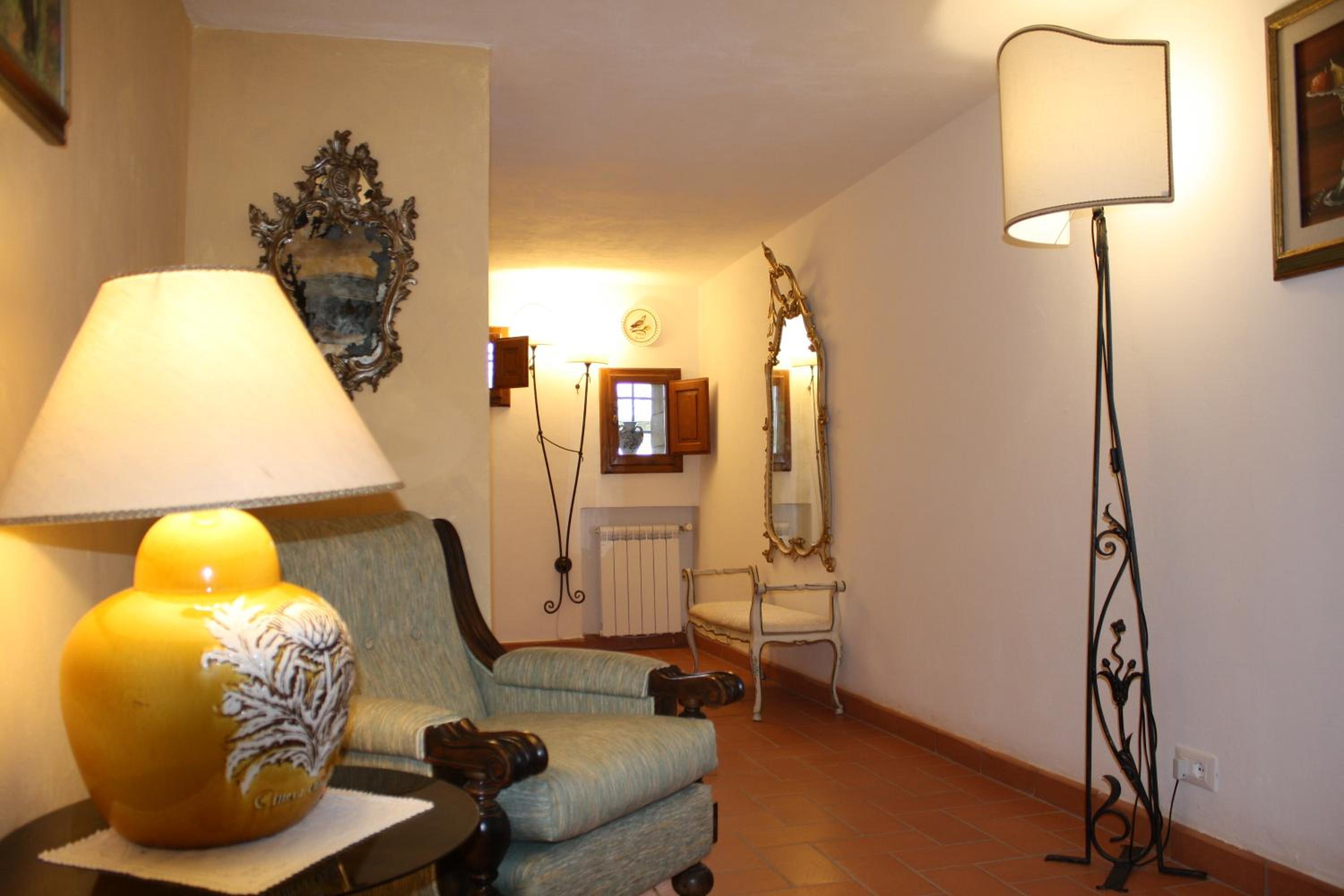 Deluxe King Apartment - Photo 2