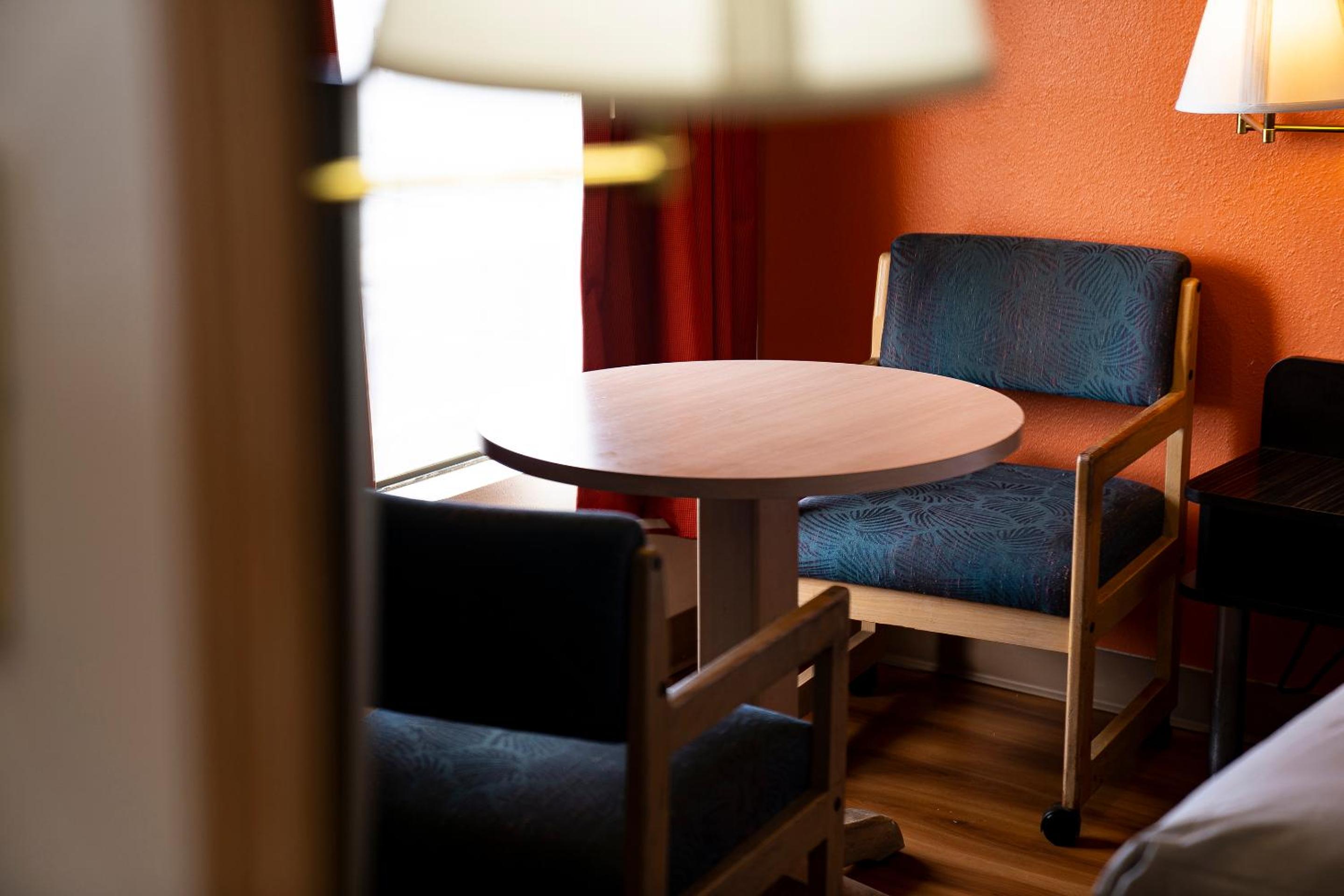 Queen Room - Photo 7