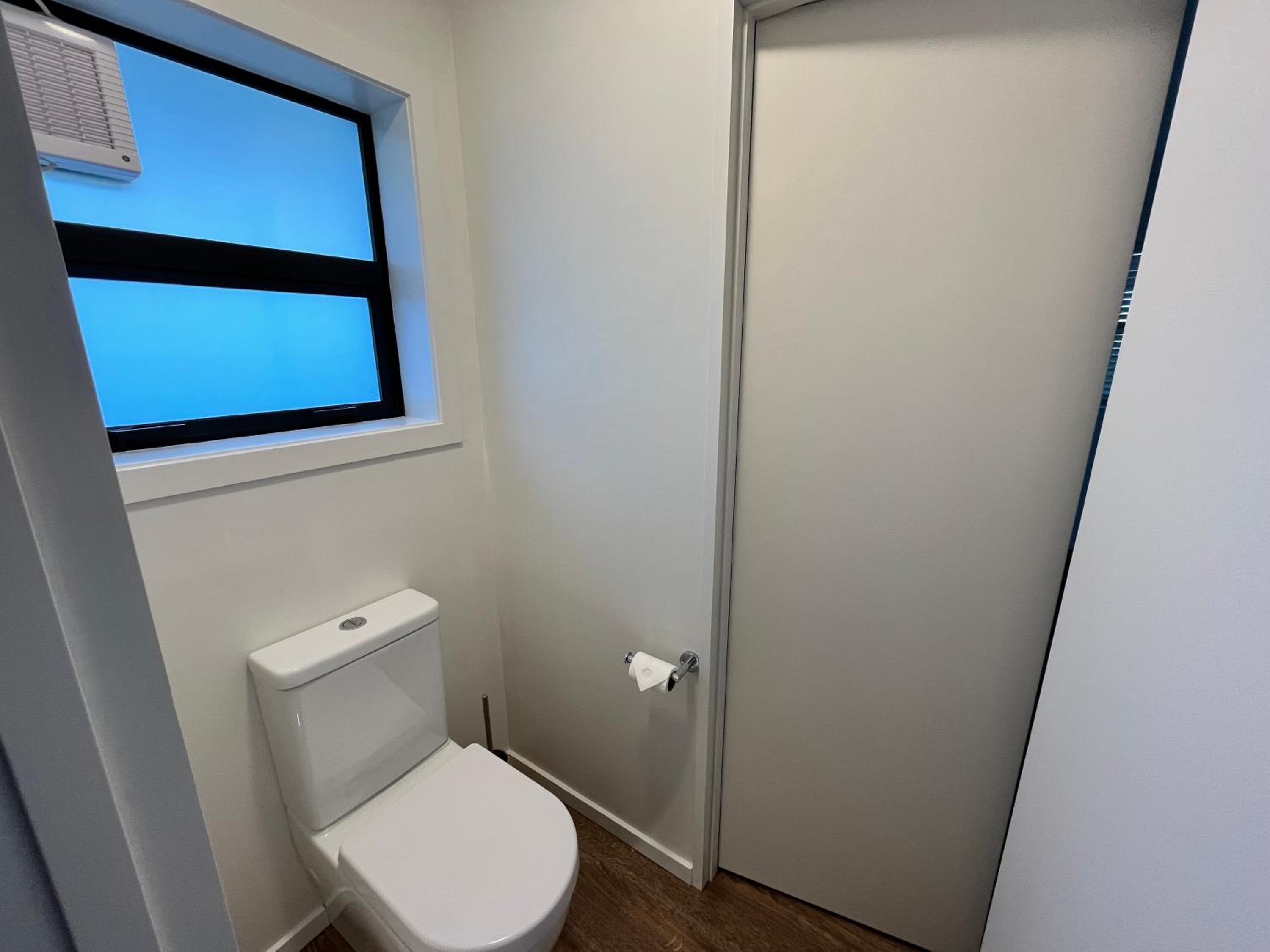 Two-Bedroom House - Photo 11