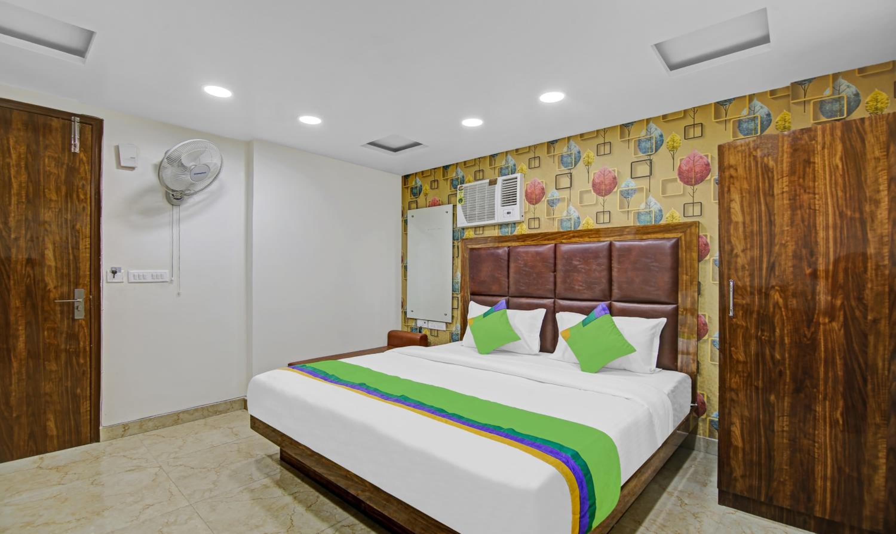 Standard Room - Photo 1