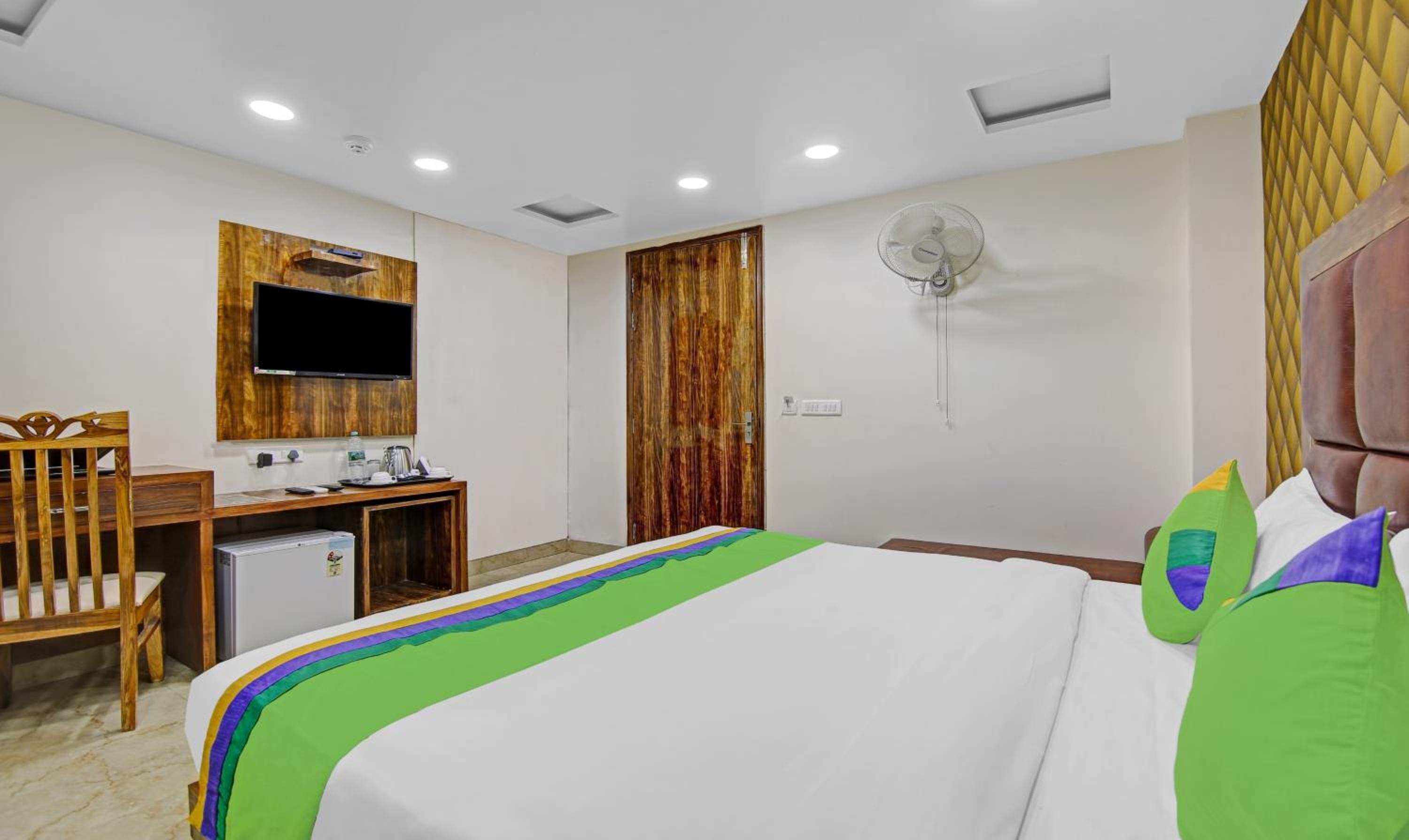 Standard Room - Photo 8