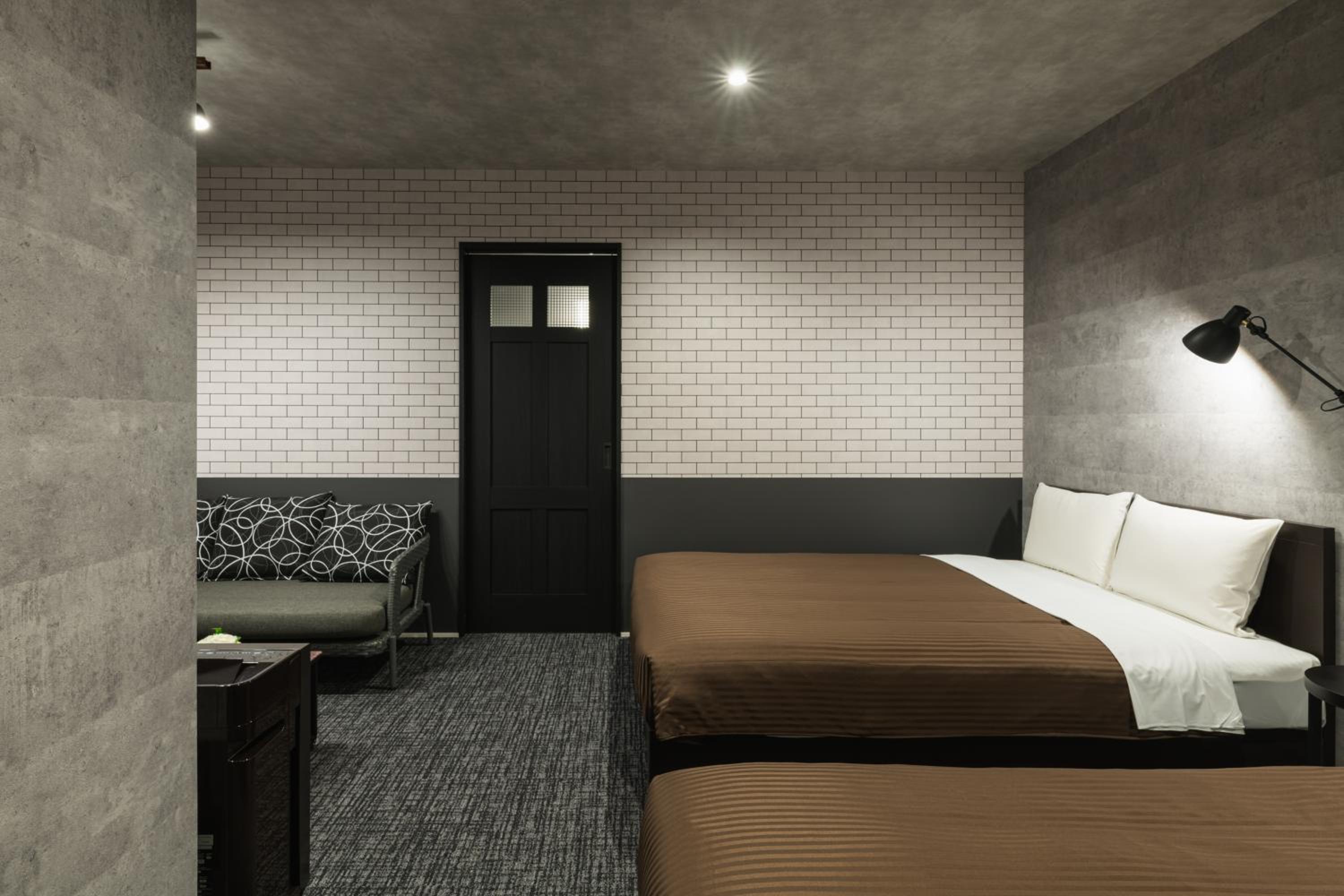 Standard Twin Room - Photo 7