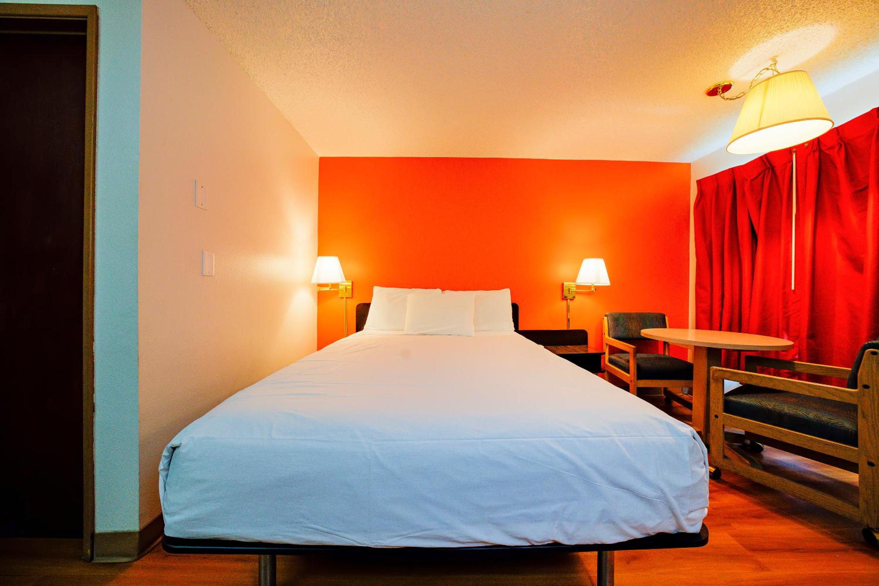 Queen Room - Photo 1