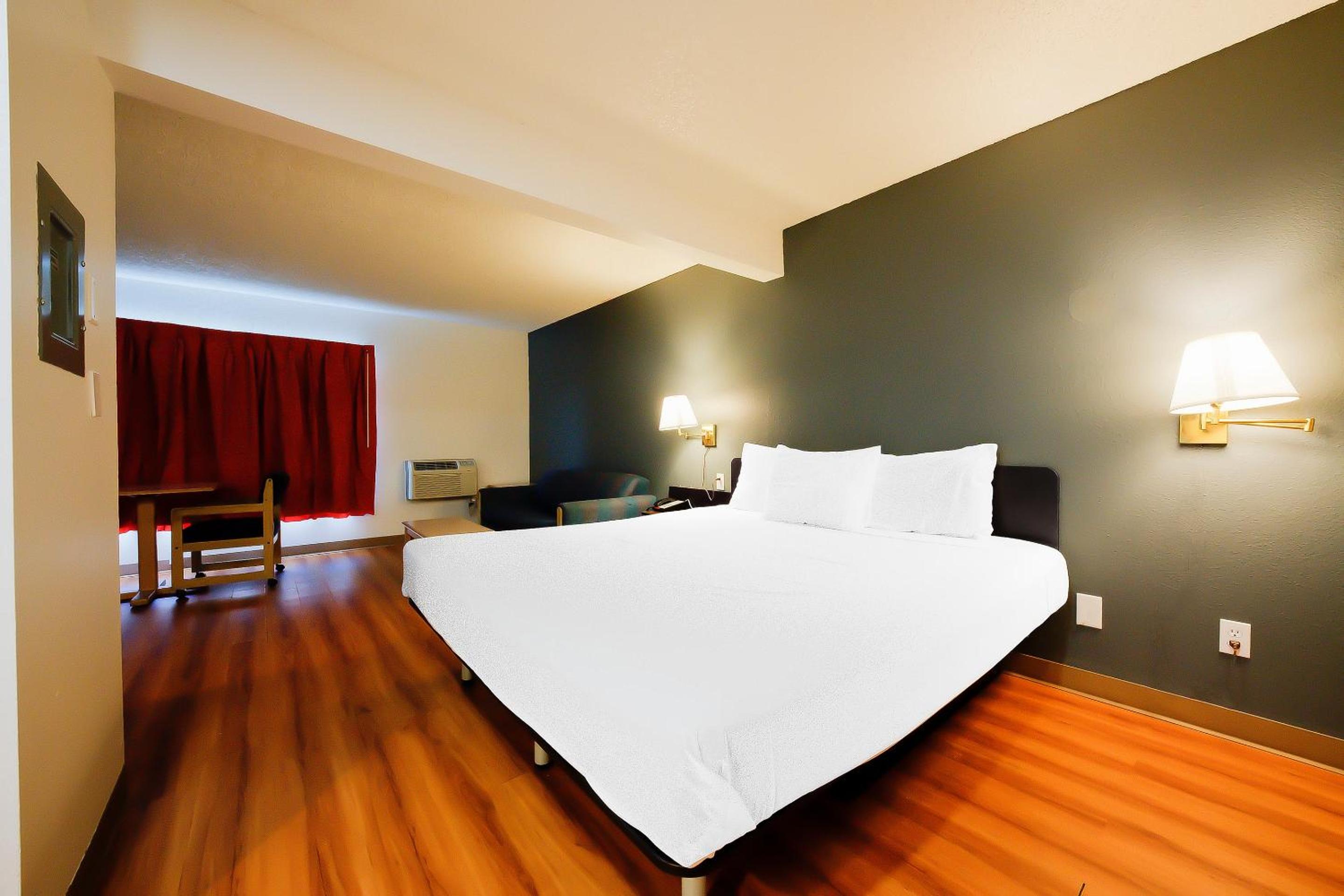 Premium King Bed with Kitchenette - Photo 1