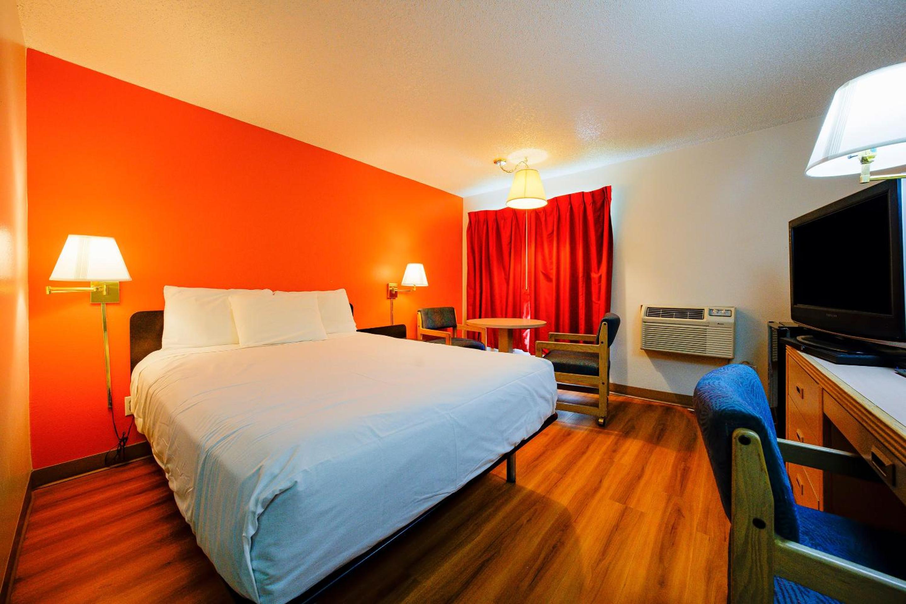 Queen Room - Photo 28
