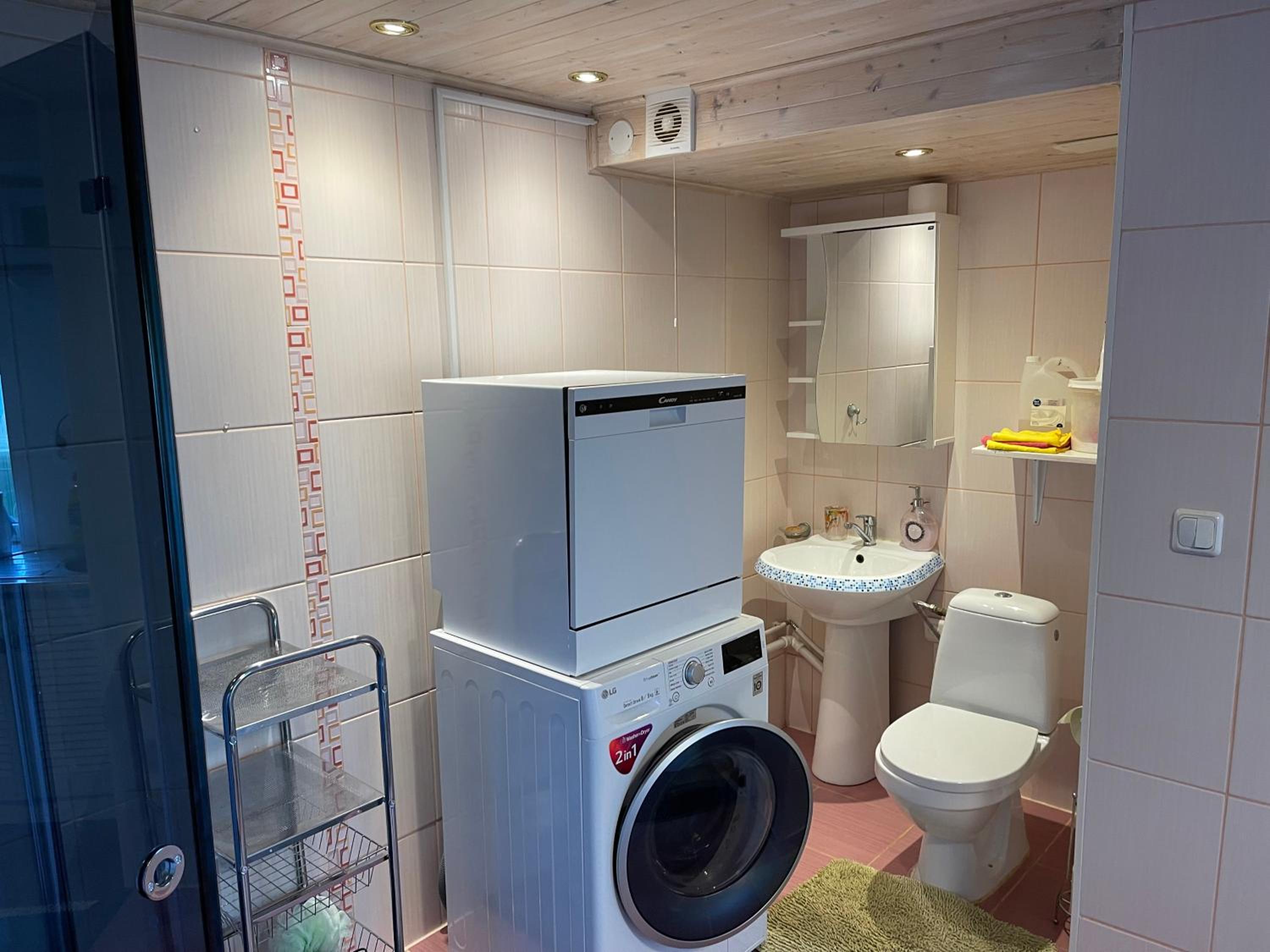 One-Bedroom House photo 2