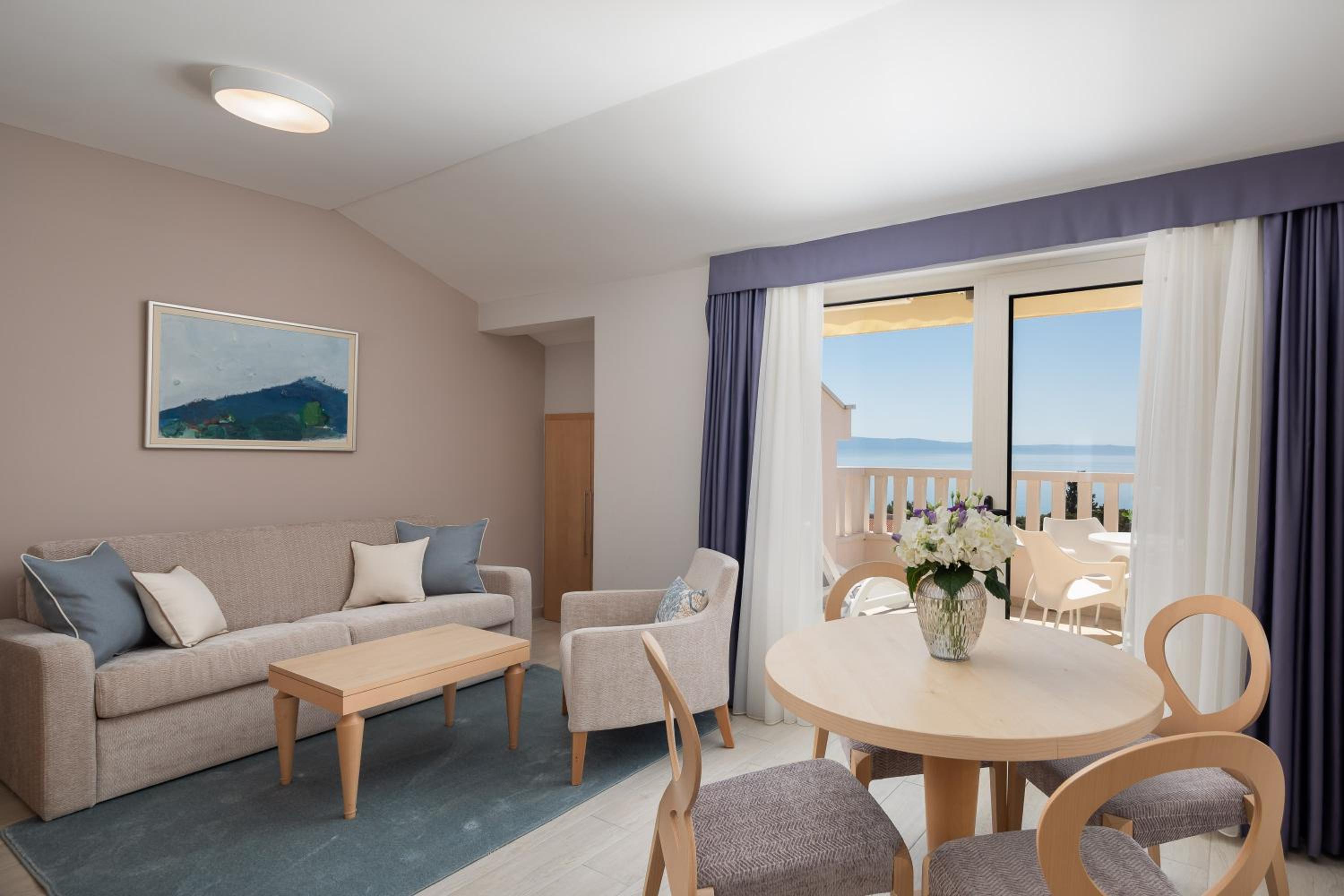 Apartment with Sea View photo 2