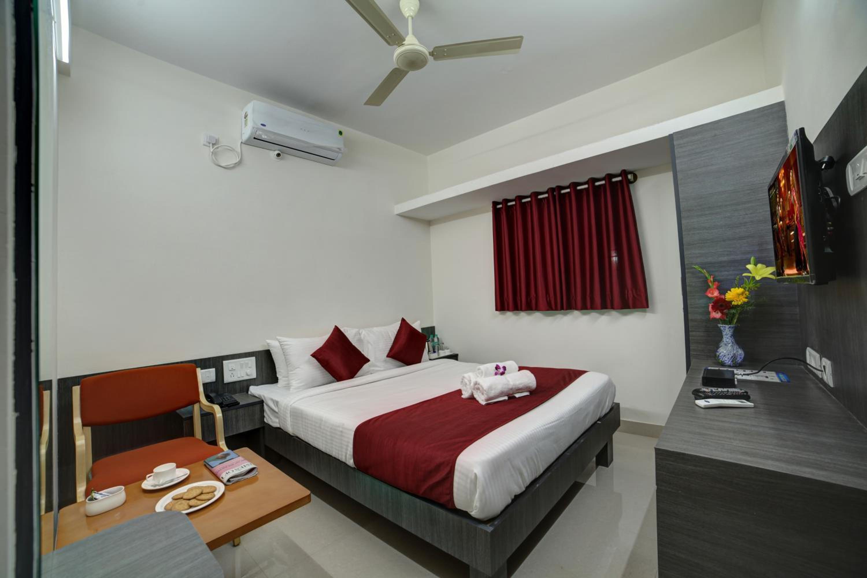 Standard Double Room - Photo 1