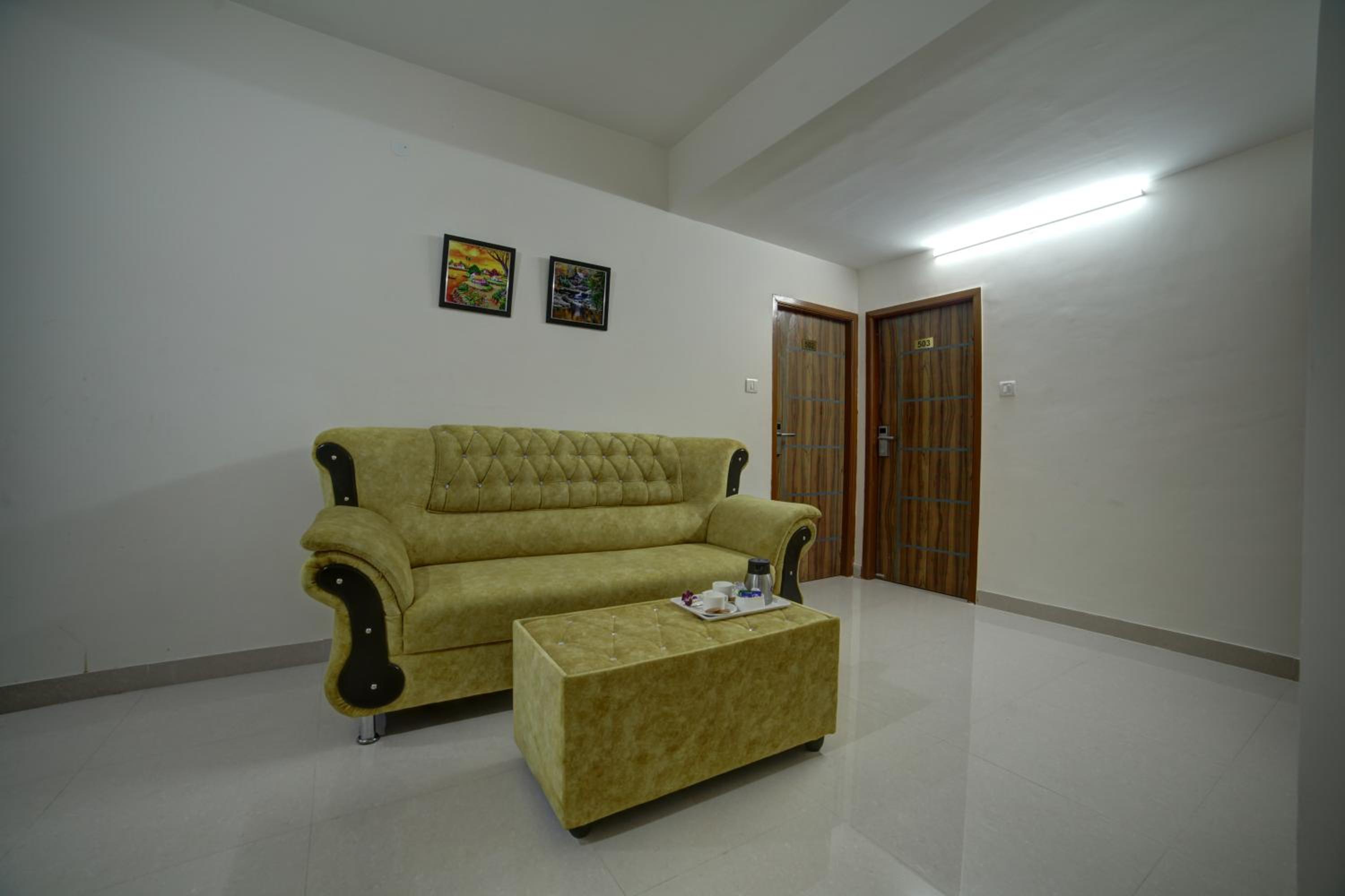 Standard Double Room - Photo 8