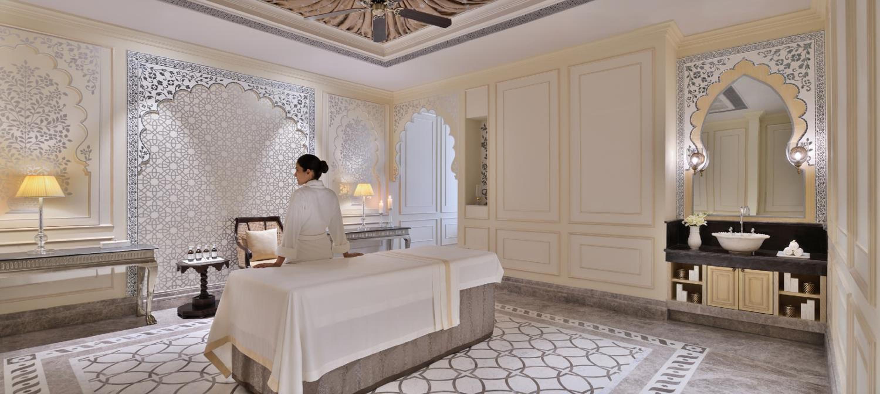 Royal Escape Package- Enjoy Raffles Spa Treatment For 30 Mins For 2 Adults Per Stay, Explore The Exciting In-House Activity, Sunset Cocktails 6pm-8pm,15% Off On F&B And Laundry