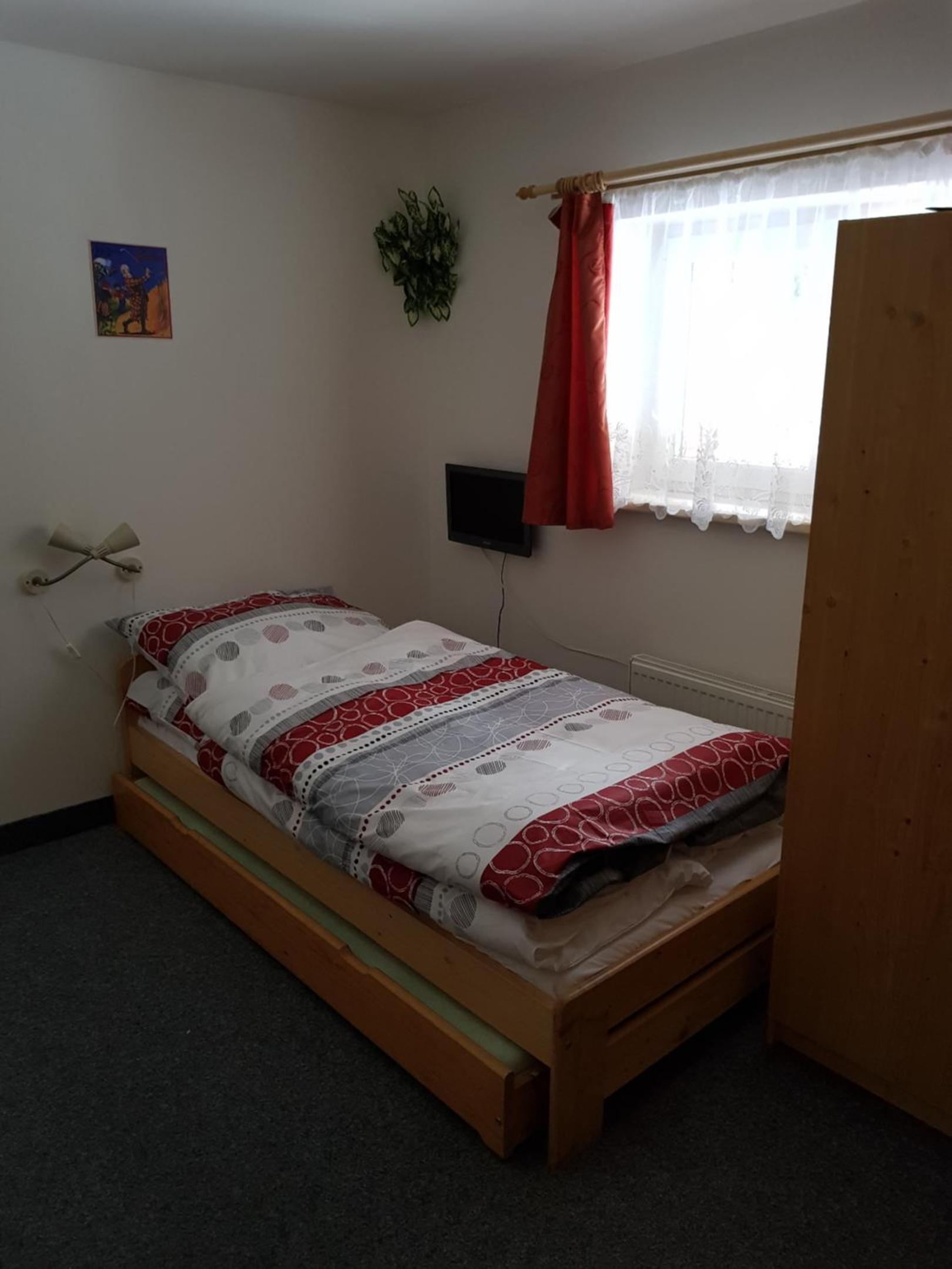Single Room with Extra Bed photo 2