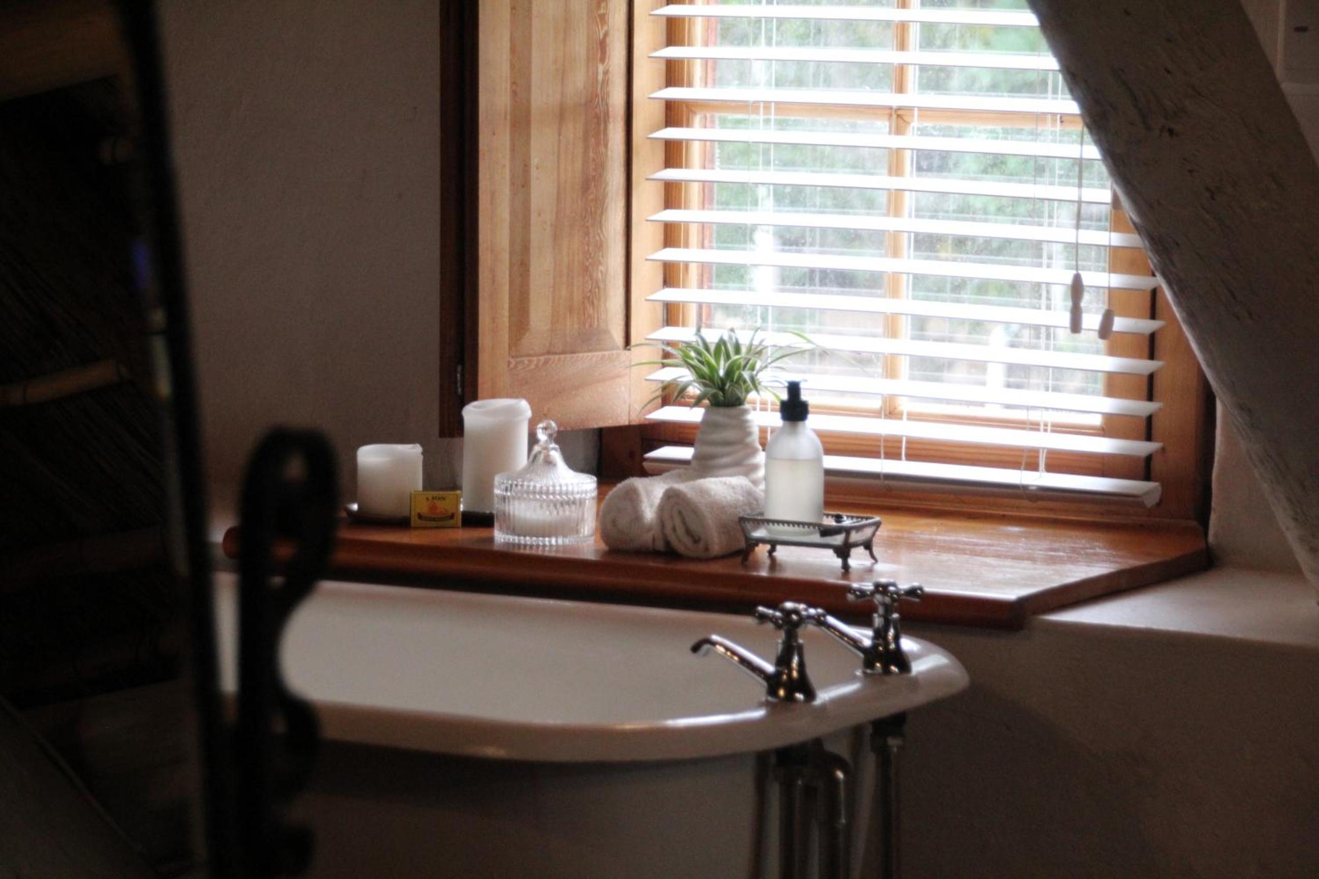 Executive Suite 5 - Photo 11