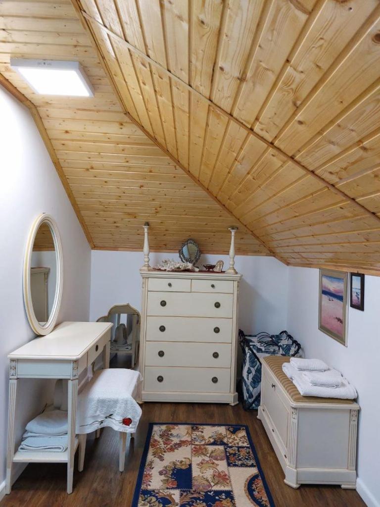 Apartment - Photo 1