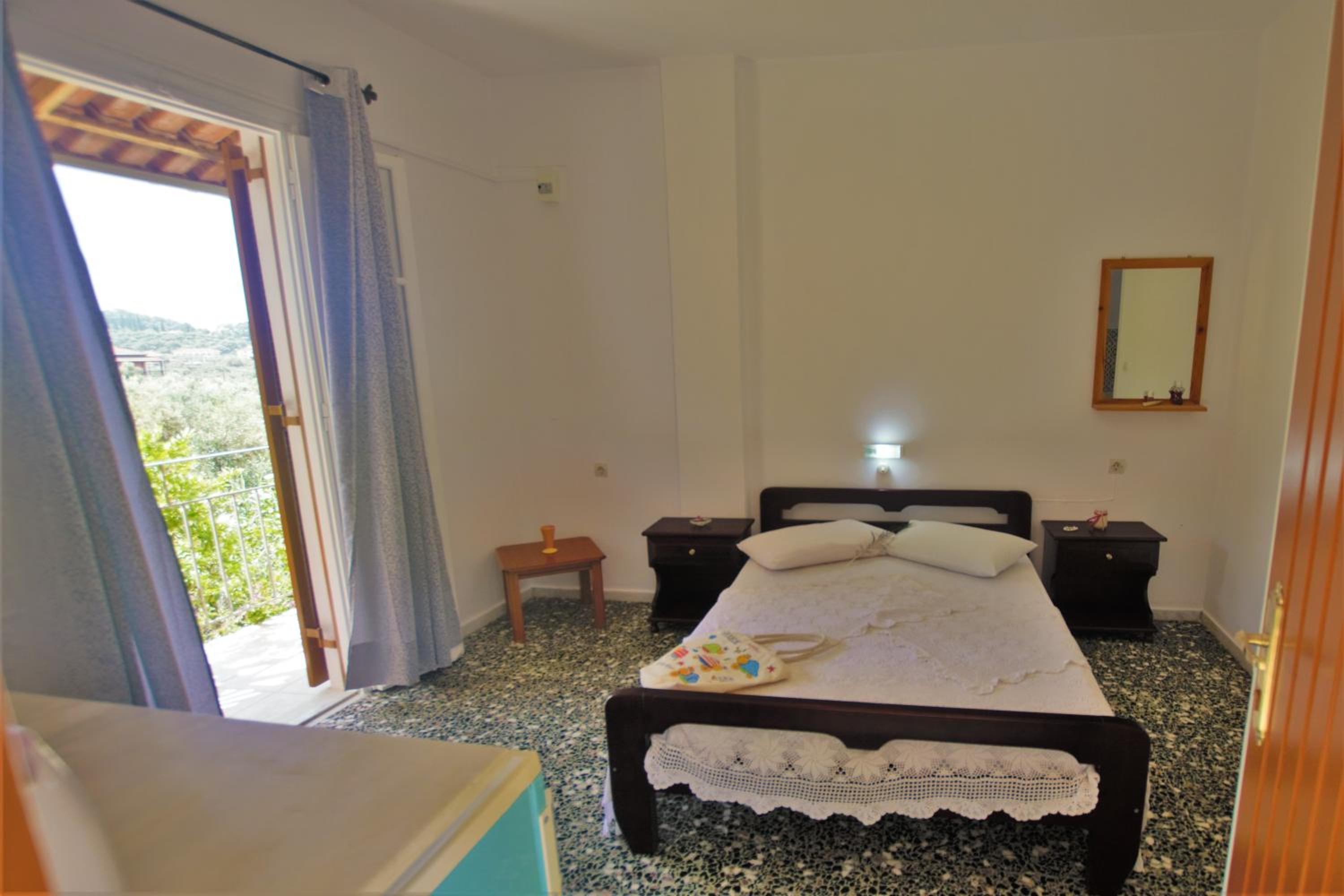 Double Room with Garden View photo 2