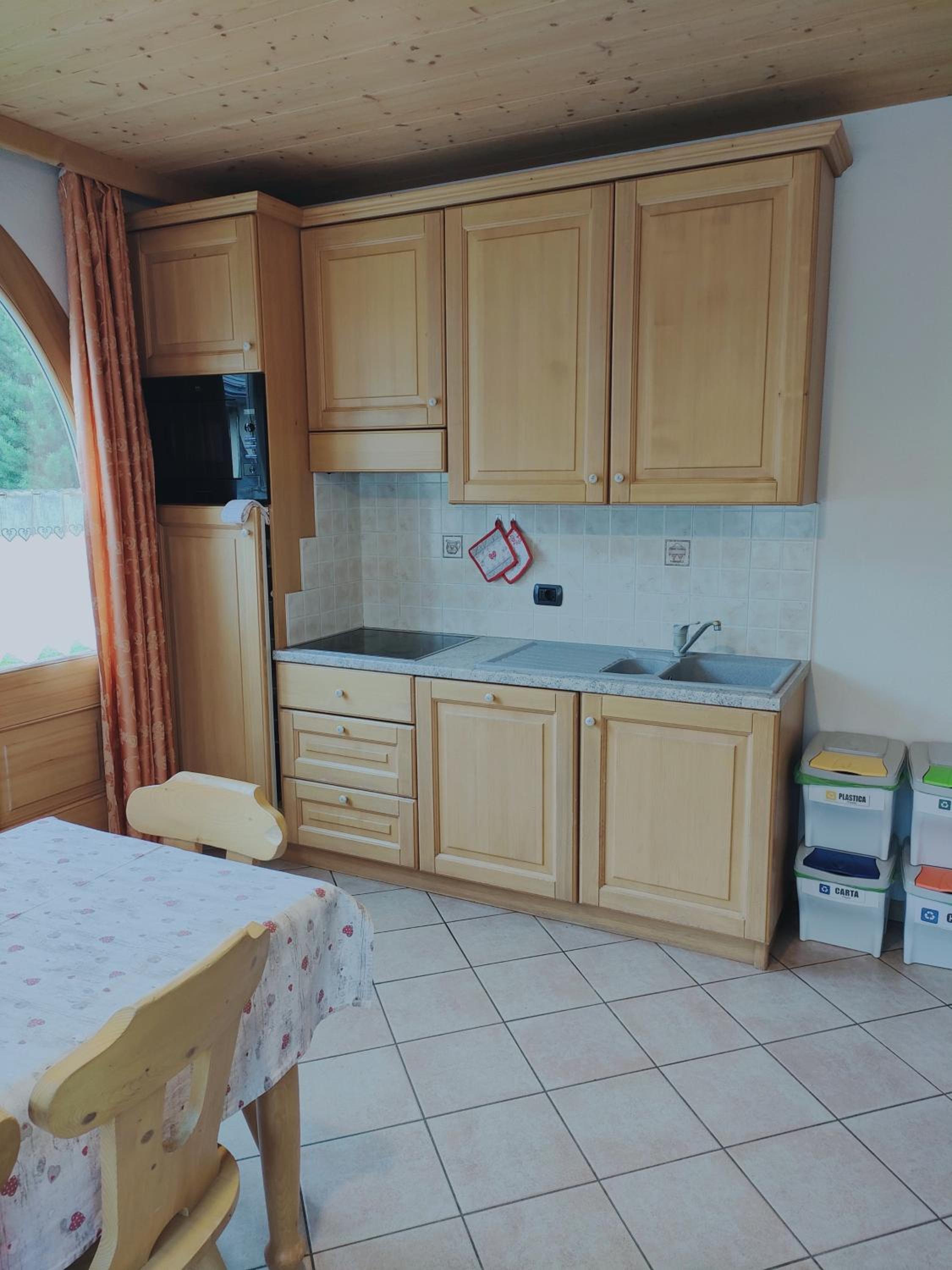 Apartment with Garden View - Photo 16