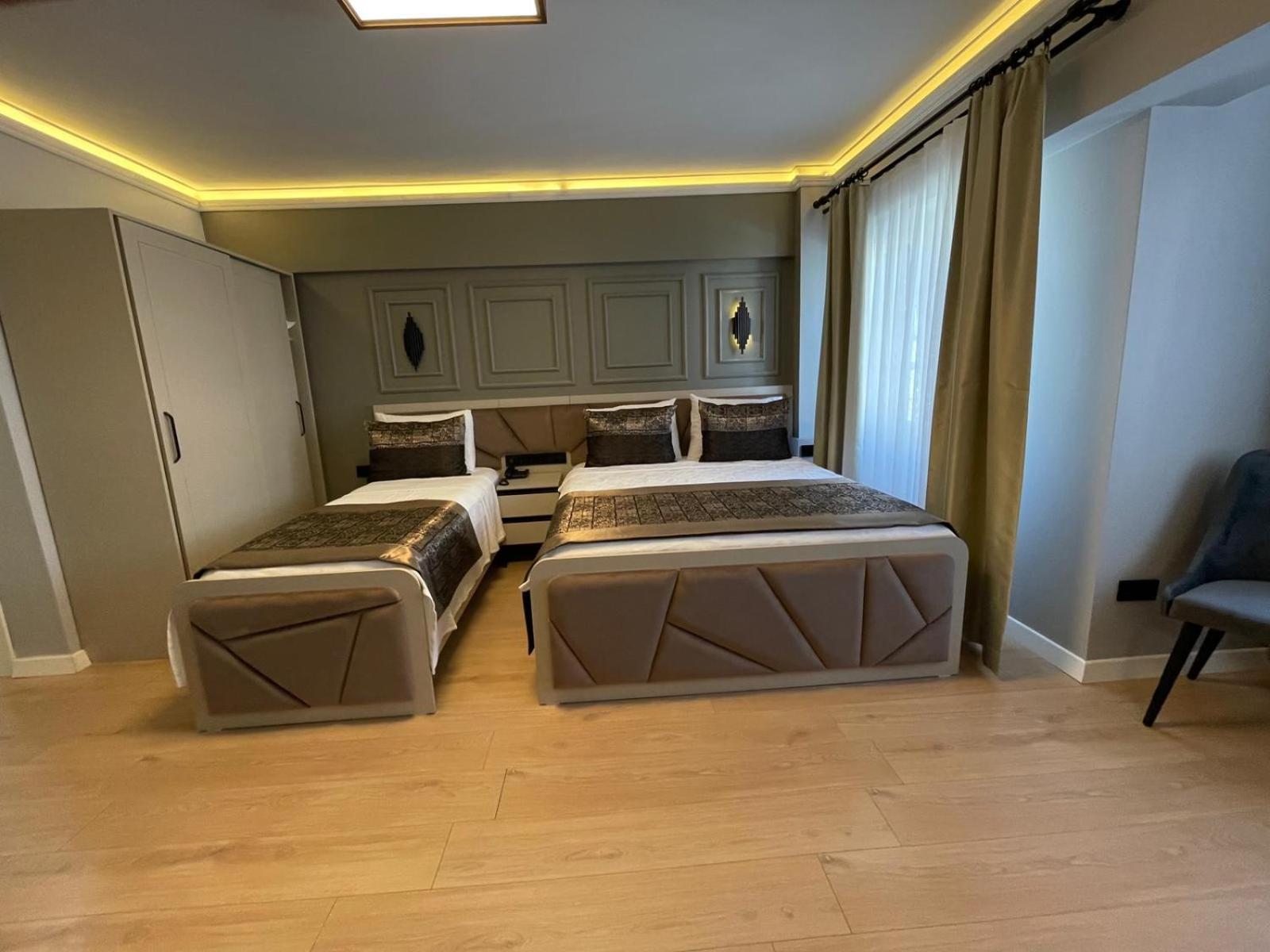 Dreibettzimmer