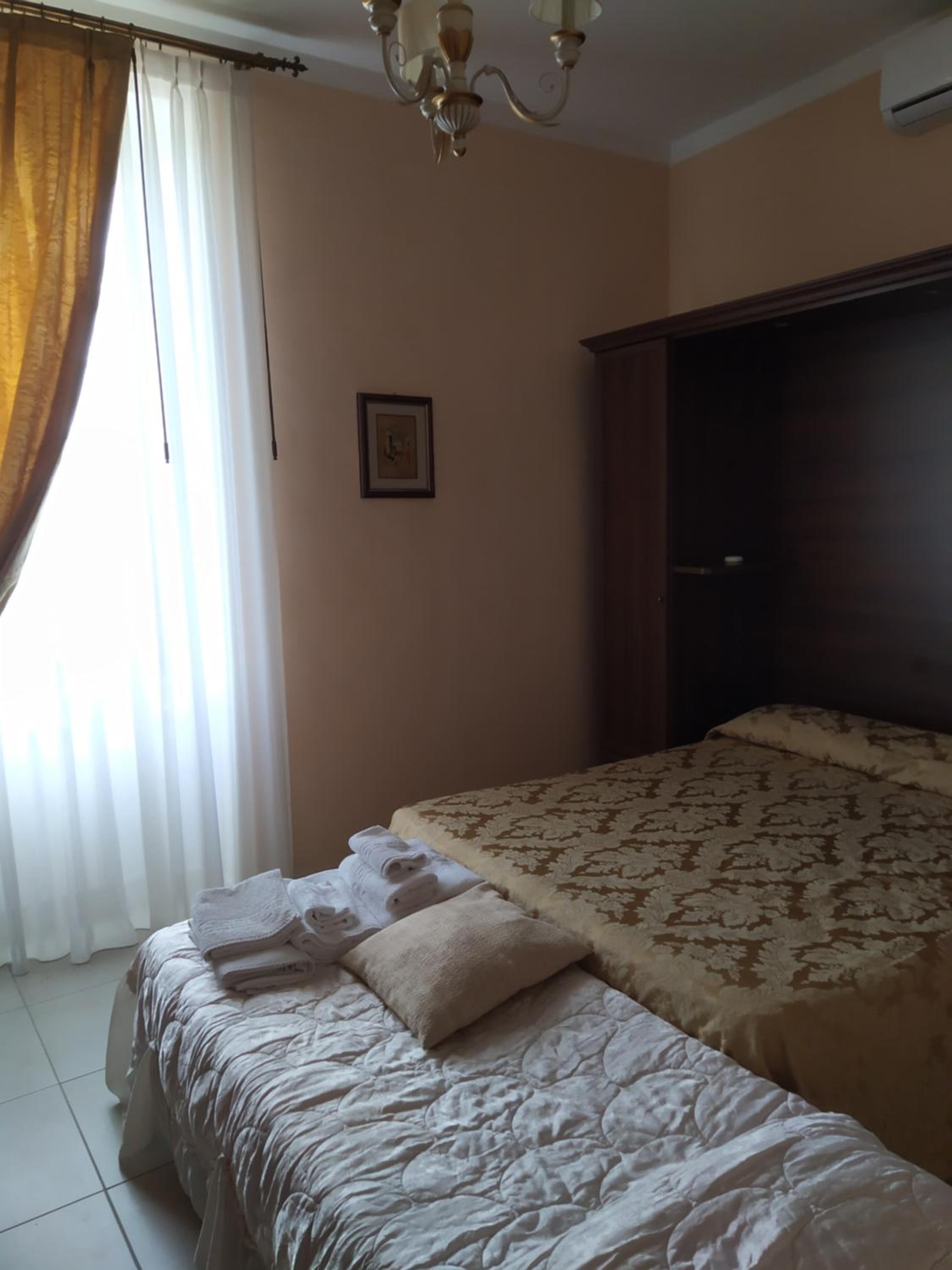 Comfort Triple Room with Shower photo 1