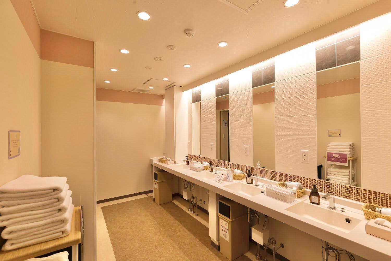Japanese-Style Quadruple Room - Photo 8