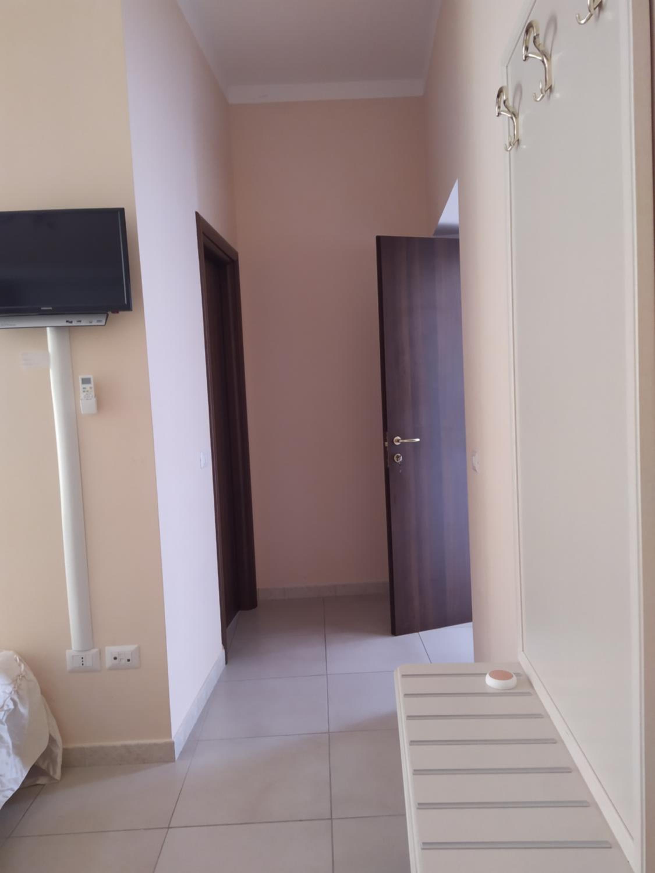 Comfort Triple Room with Shower photo 3
