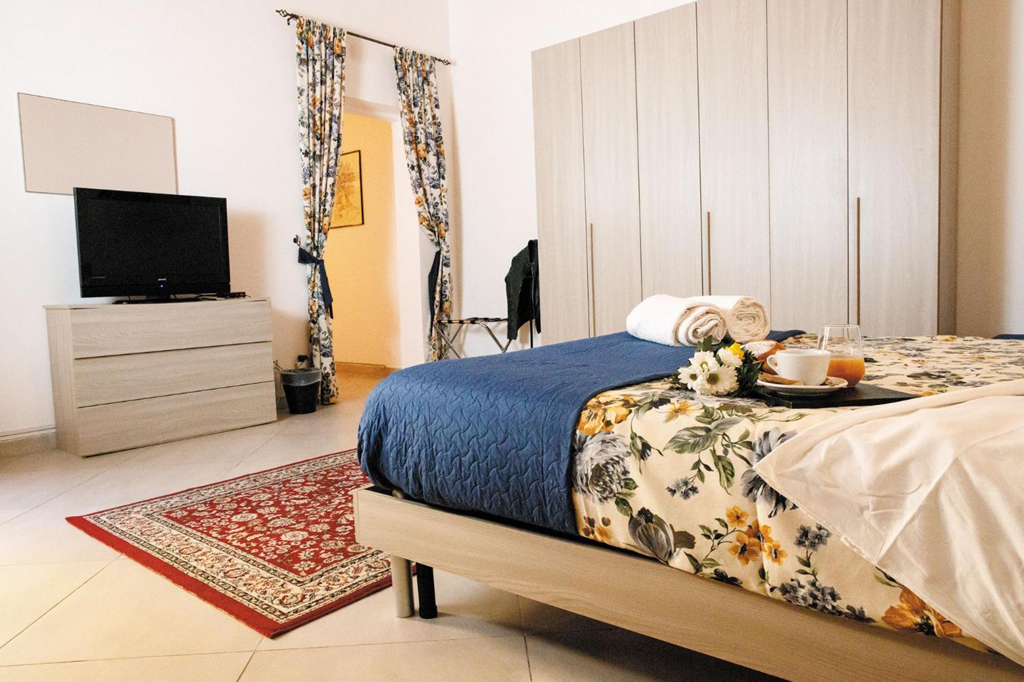 Large Double Room