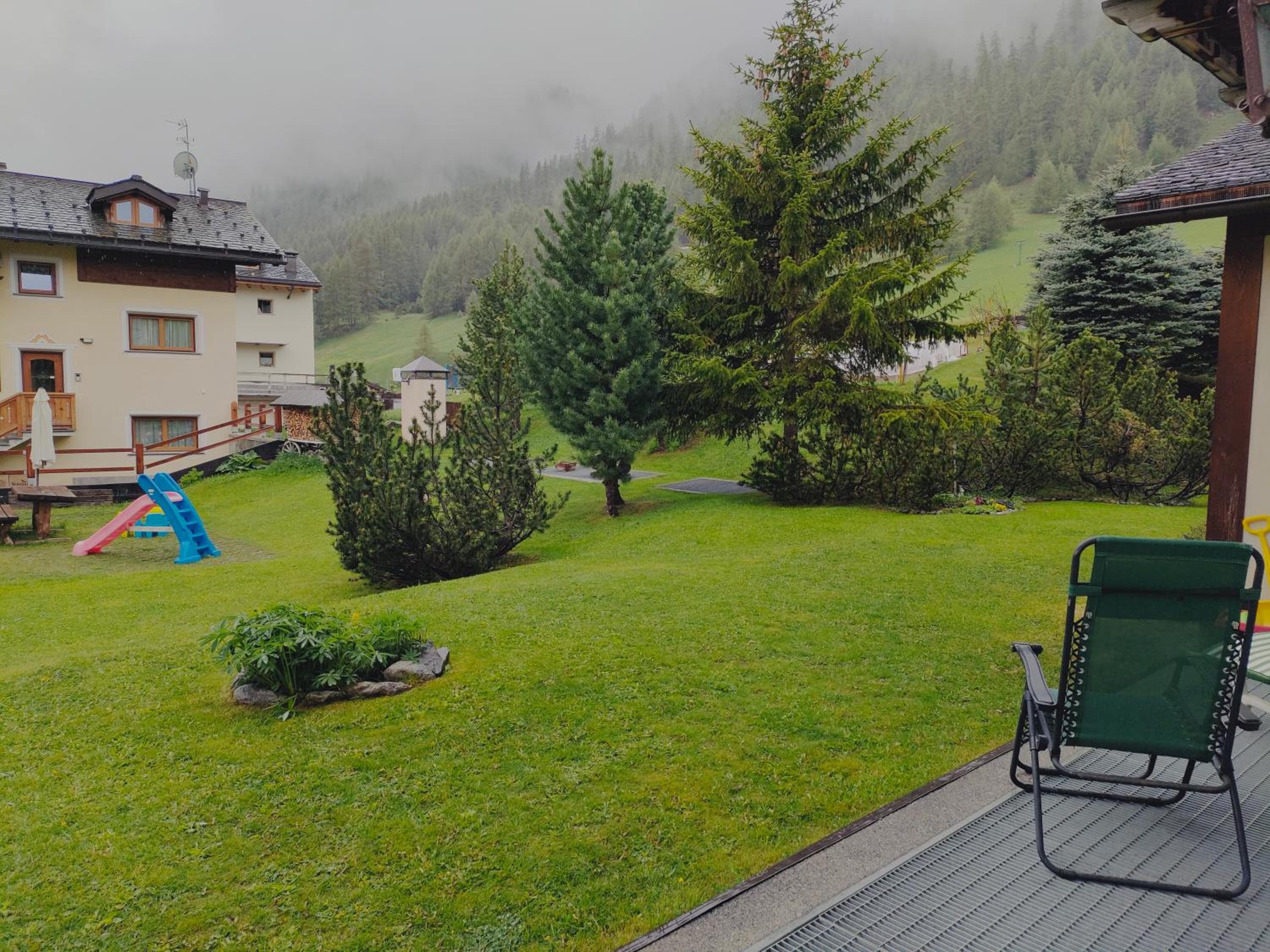 Apartment with Garden View - Photo 12