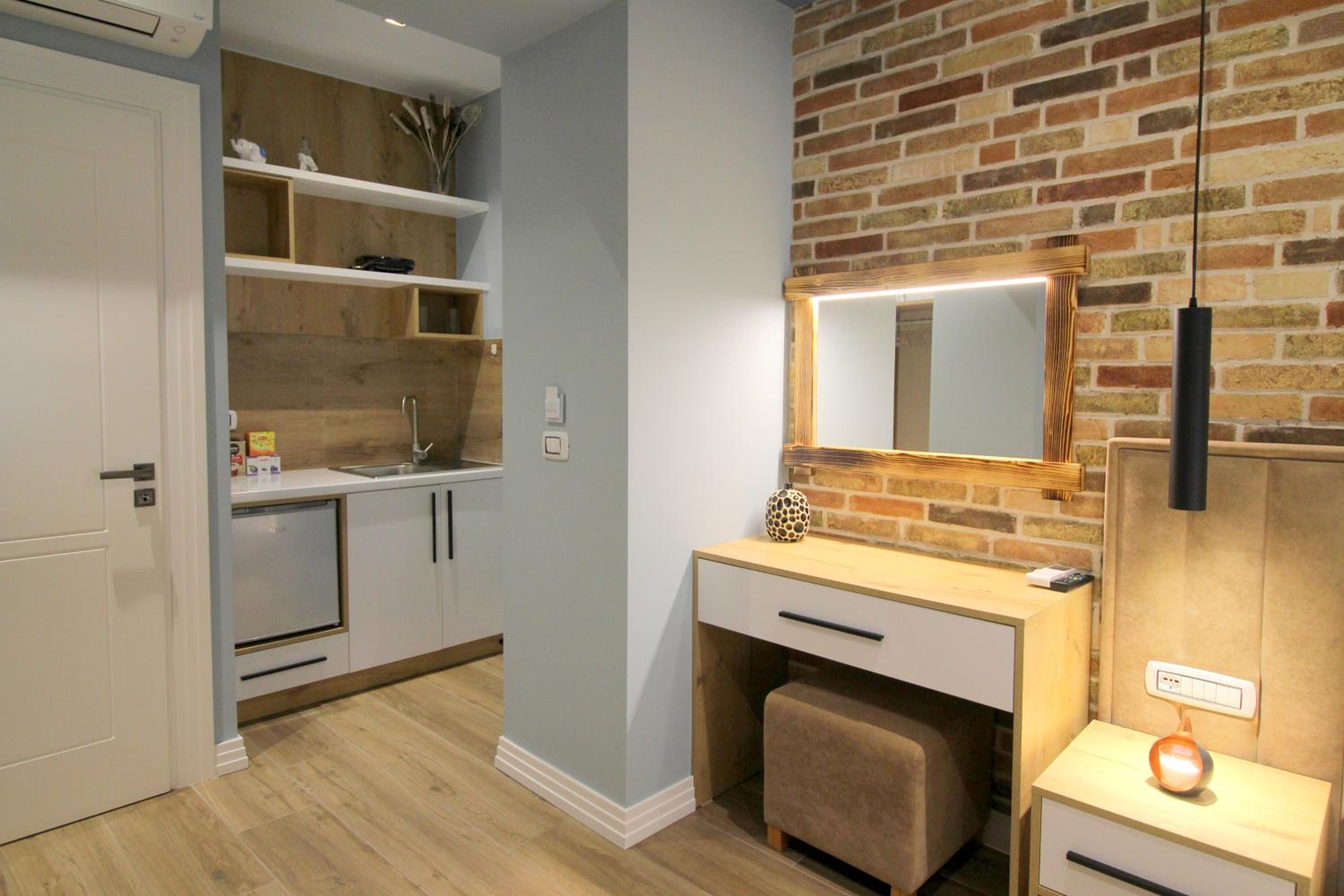 Double or Twin Room with Balcony photo 2
