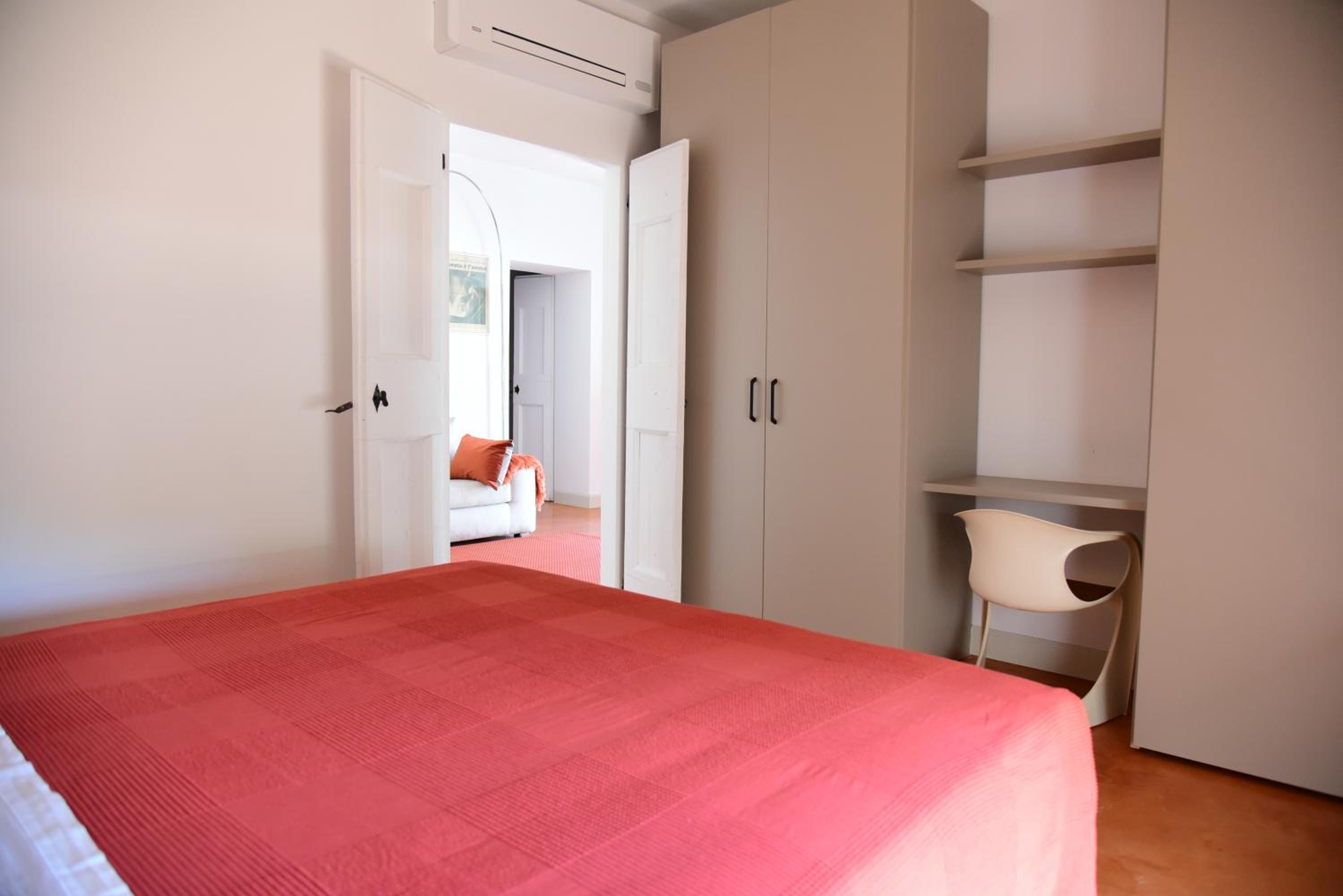 Two-Bedroom Suite - Photo 6
