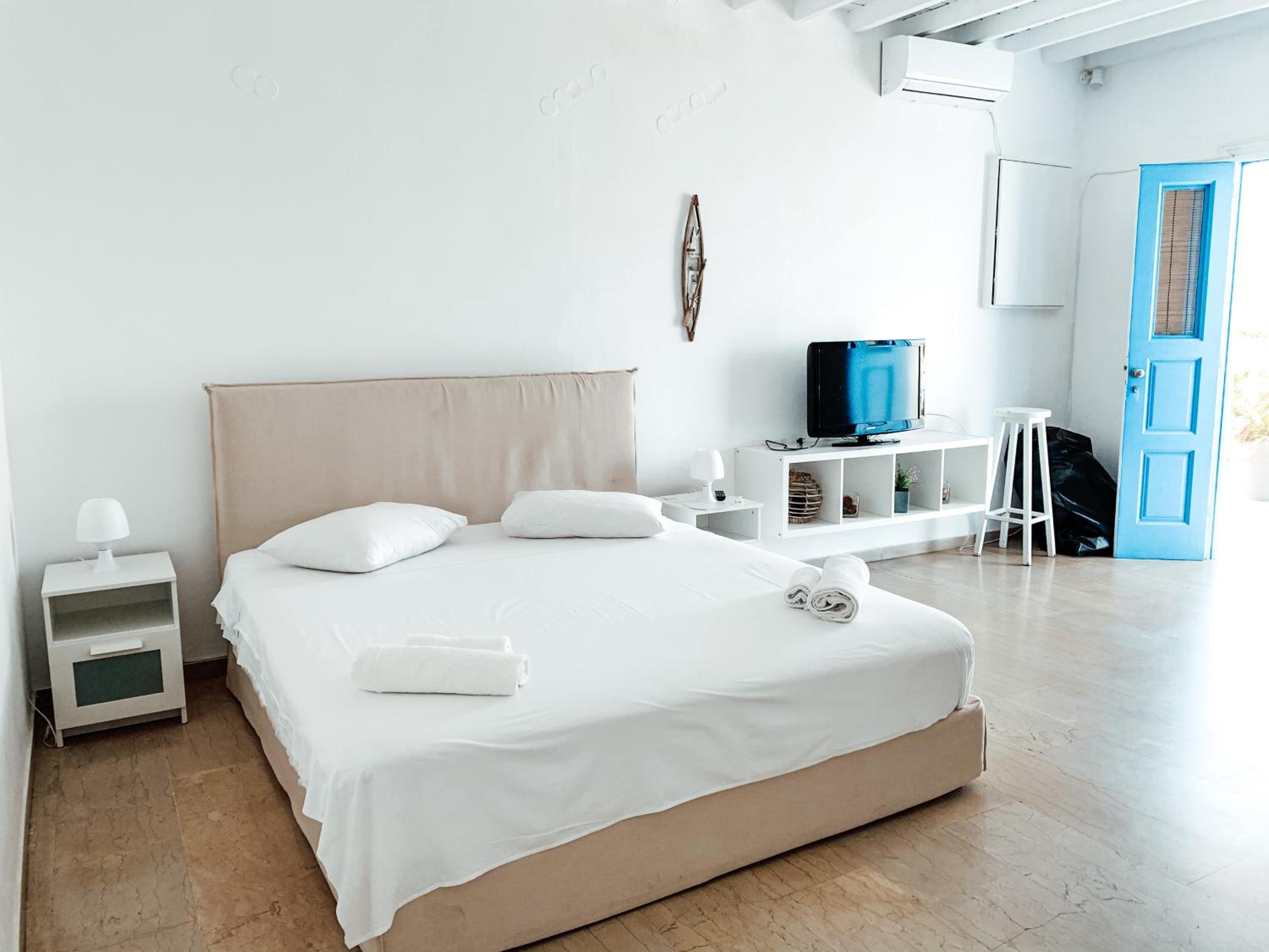 Deluxe Double Or Twin Room With City View