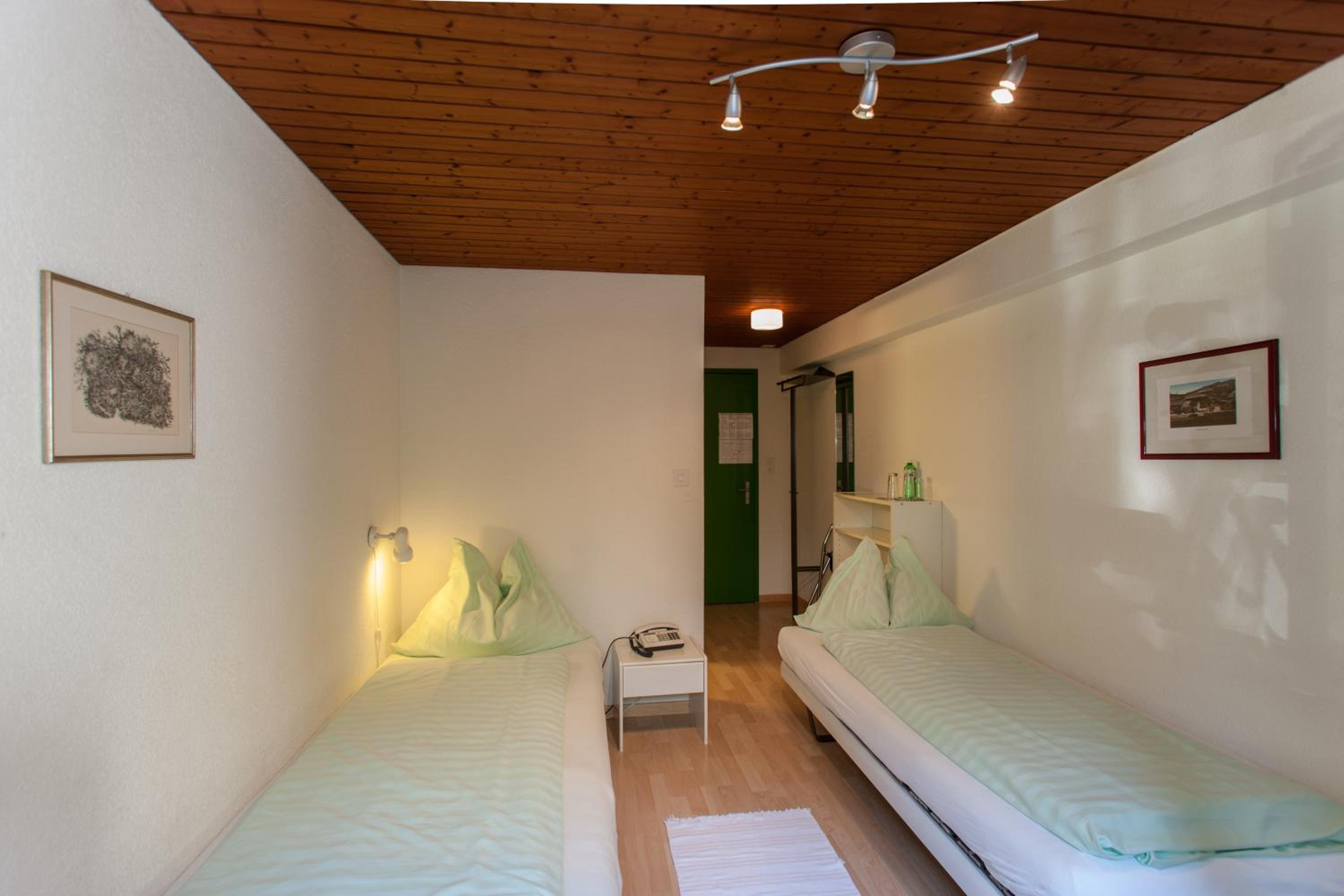 Economy Double or Twin Room photo 3