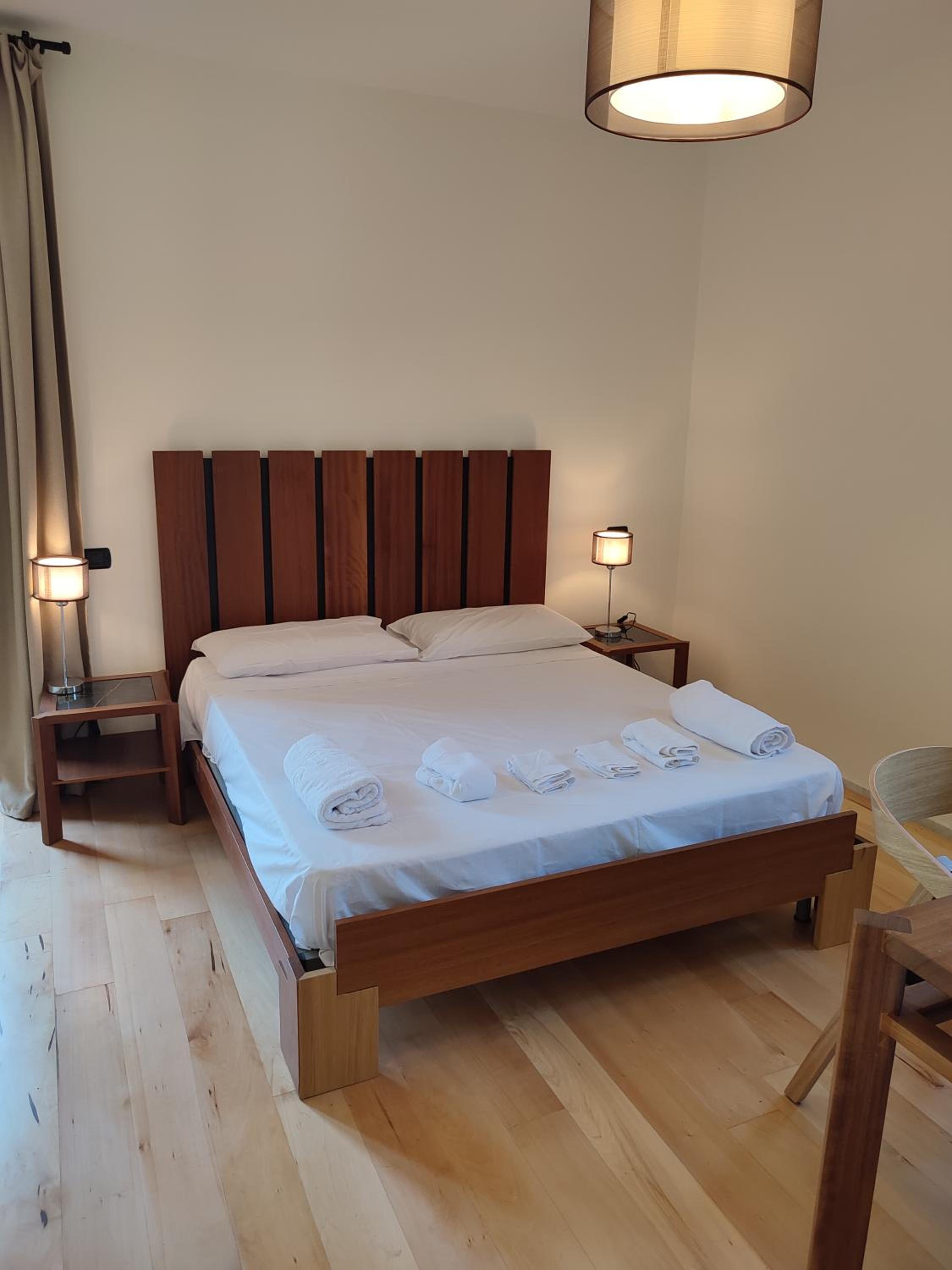Large Double Room photo 1