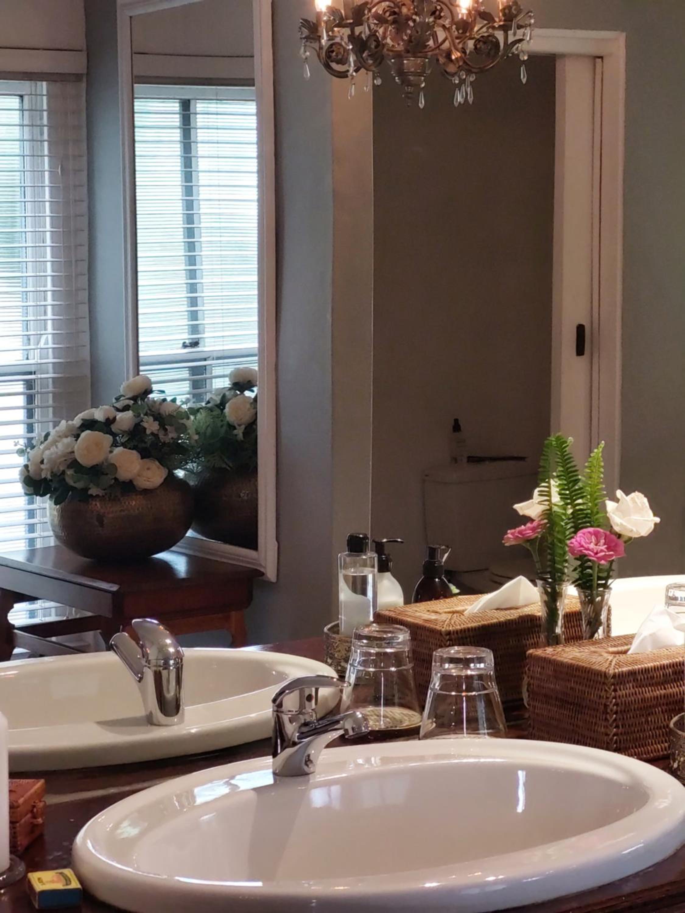 Superior Suite 8 - Photo 5