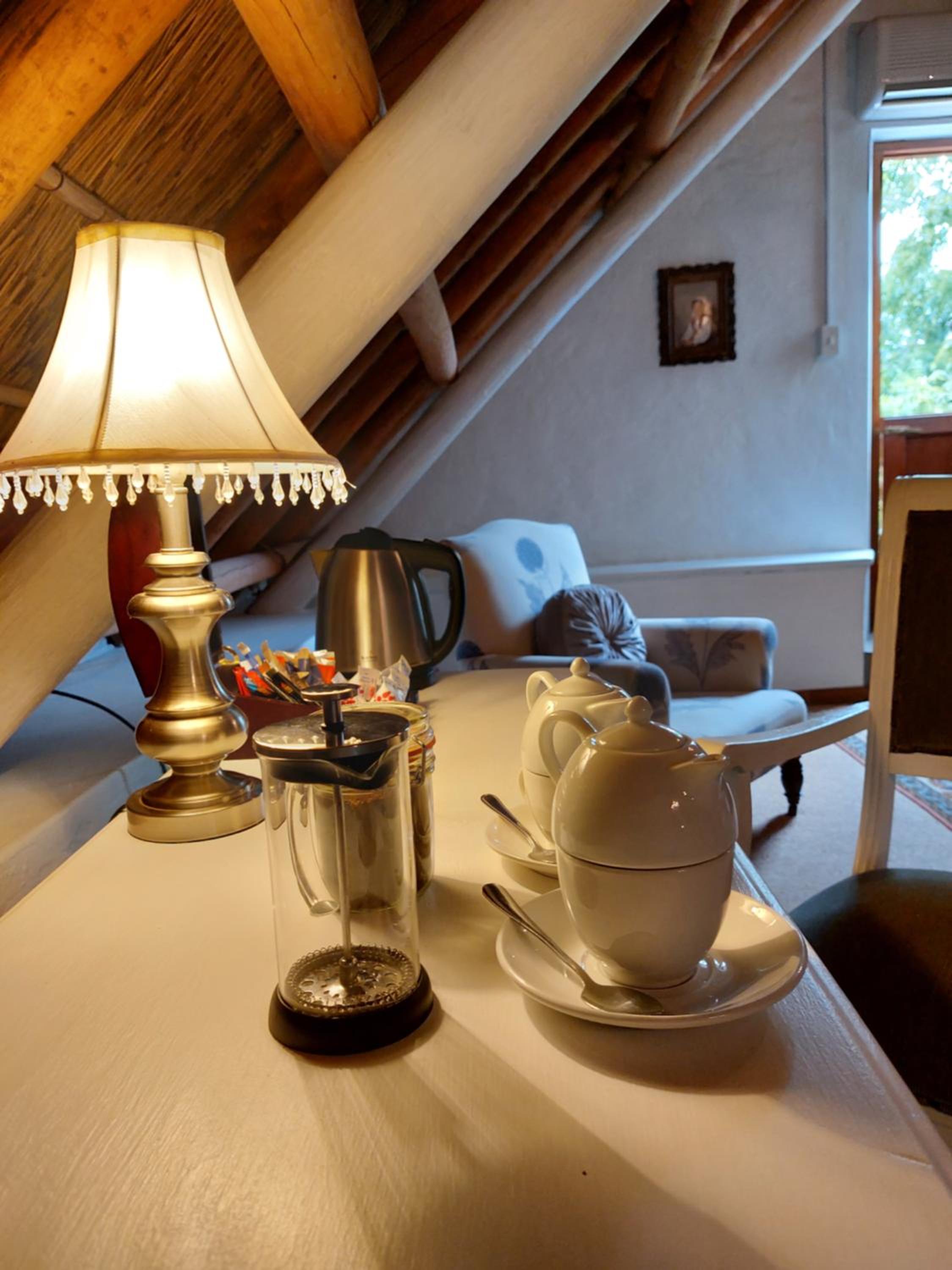 Executive Suite 5 - Photo 3