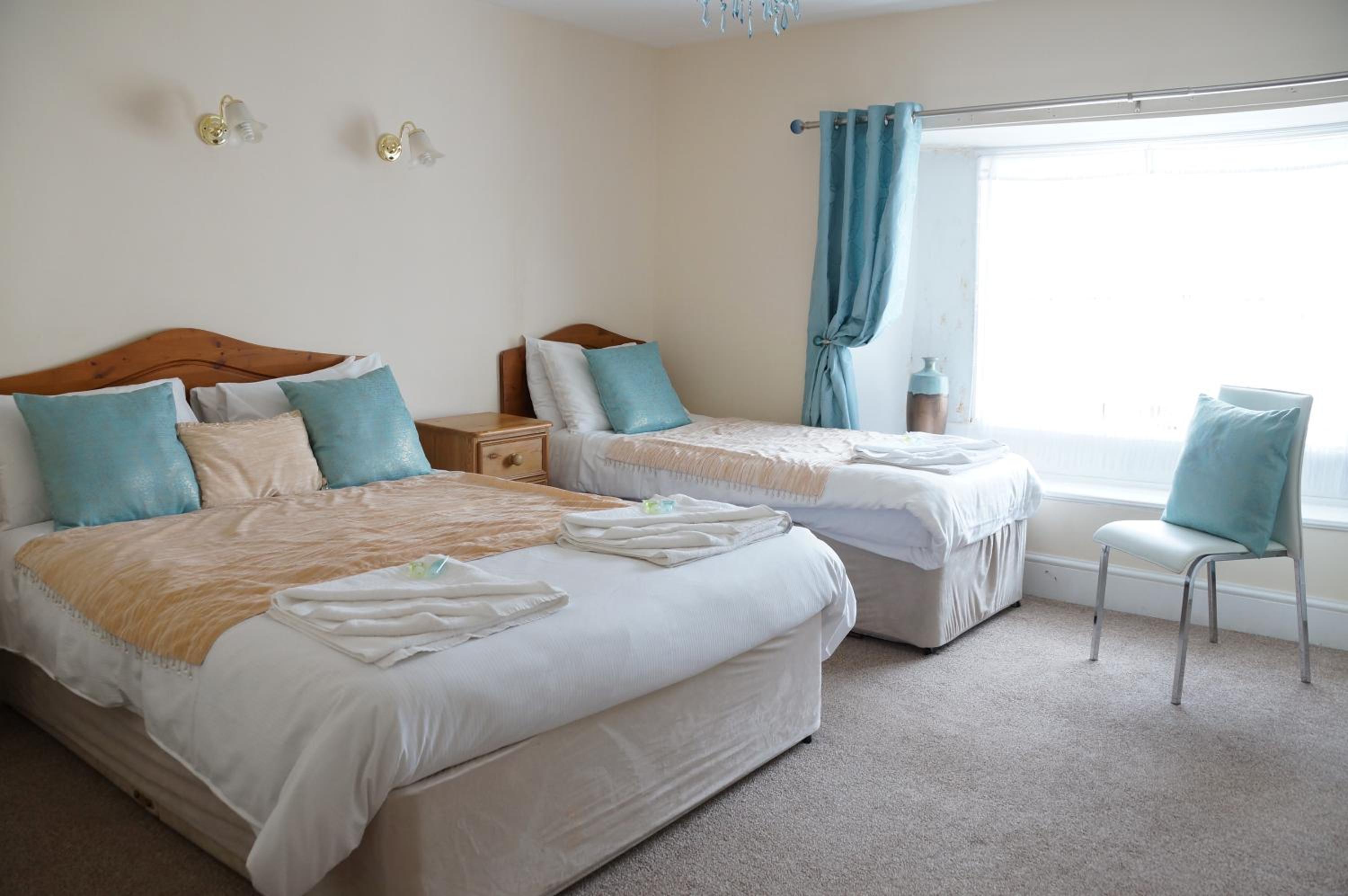 Triple Room with Shower - Photo 1