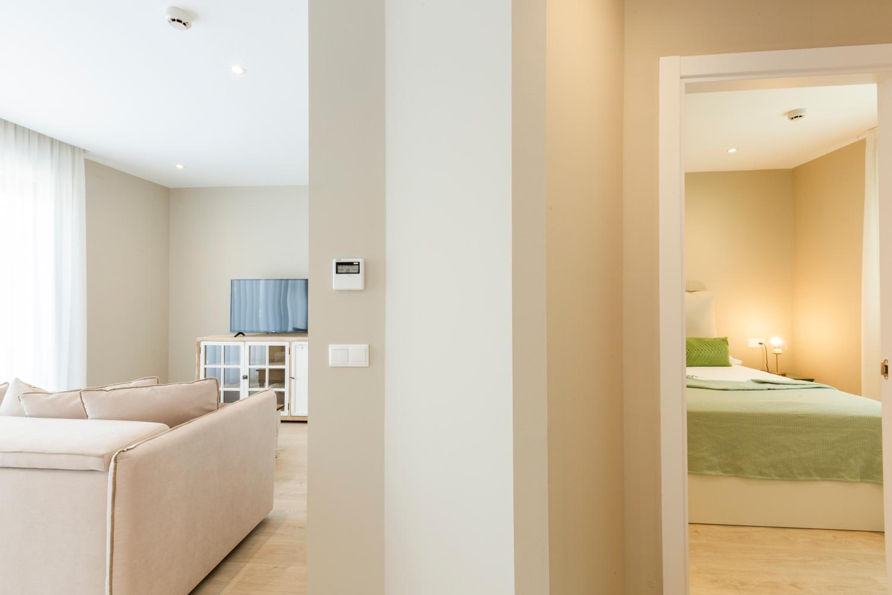 Apartment with Terrace photo 2