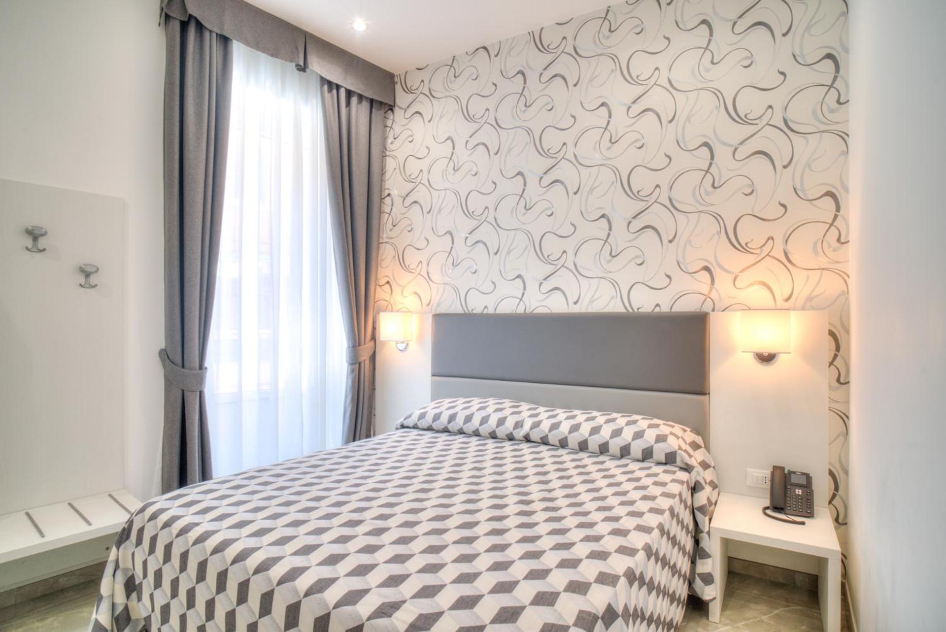 Double or Twin Room photo 3