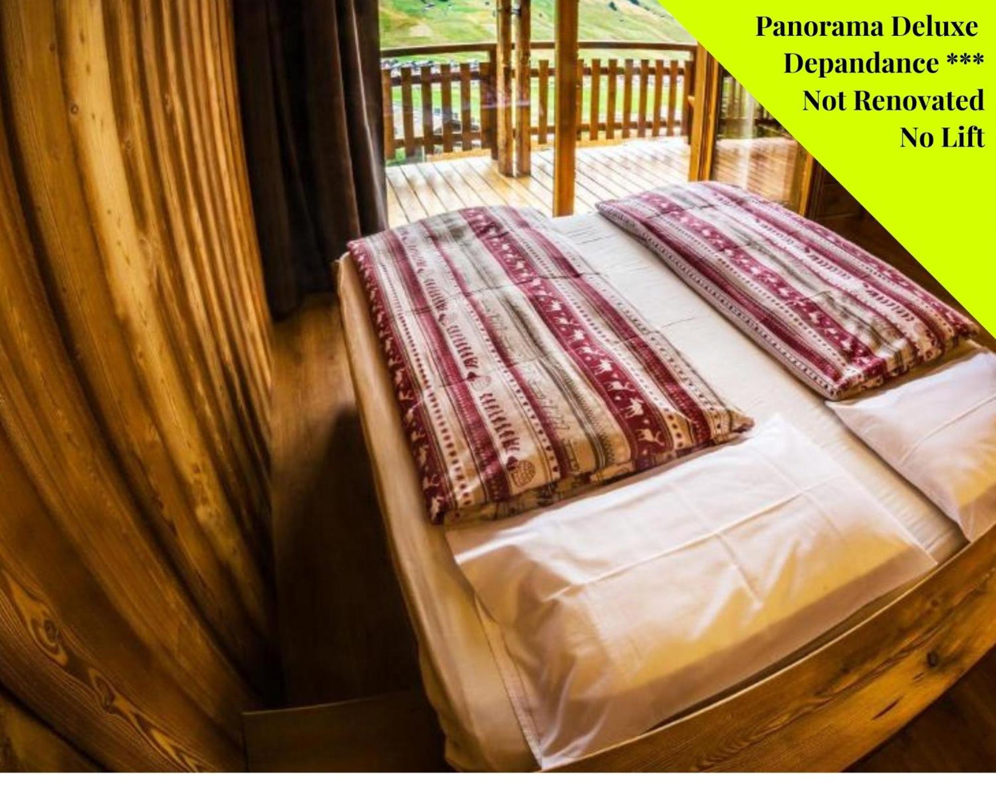 Deluxe Double or Twin Room with Mountain View - Annex