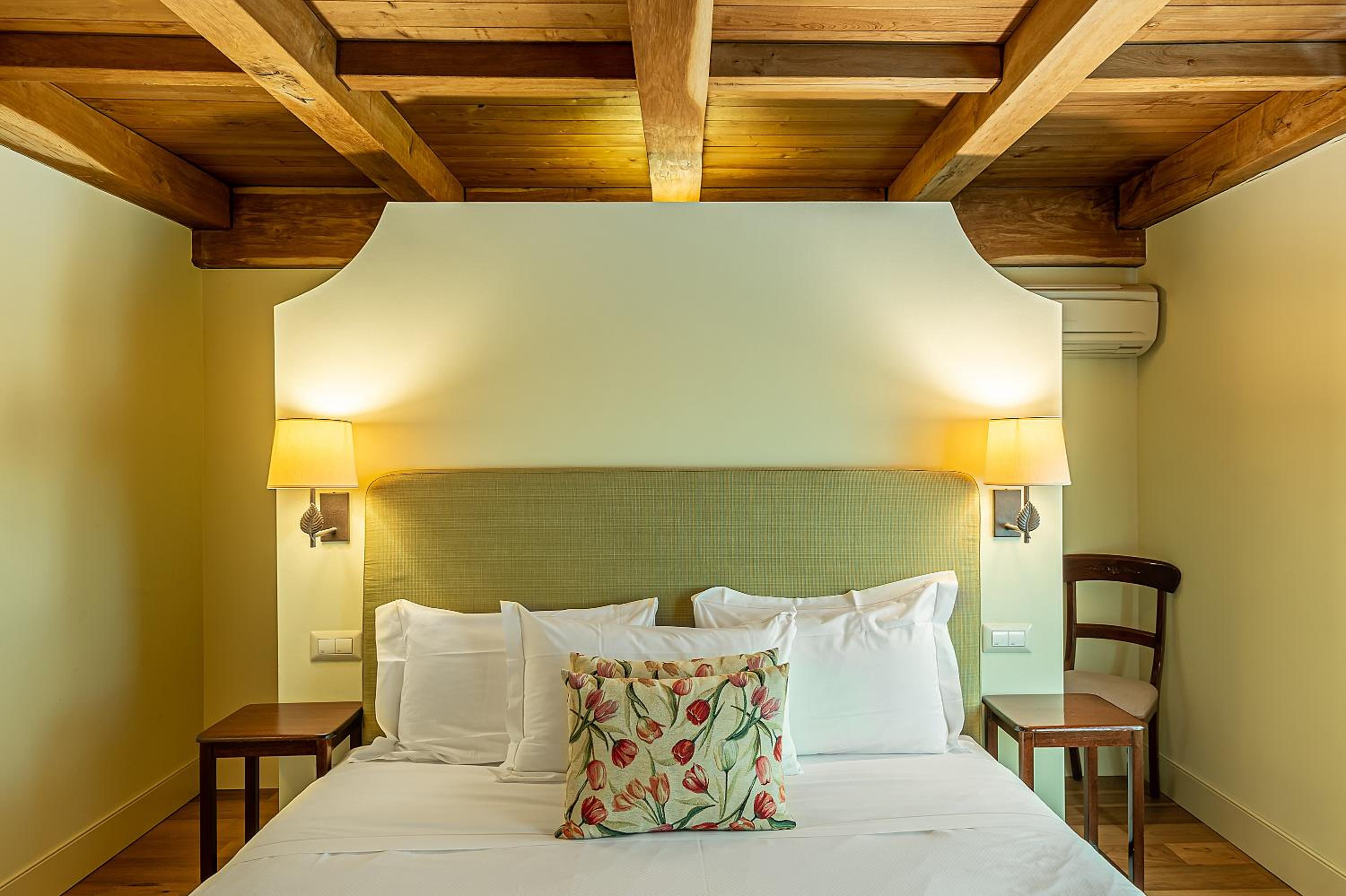 Superior Double Room - Photo 11