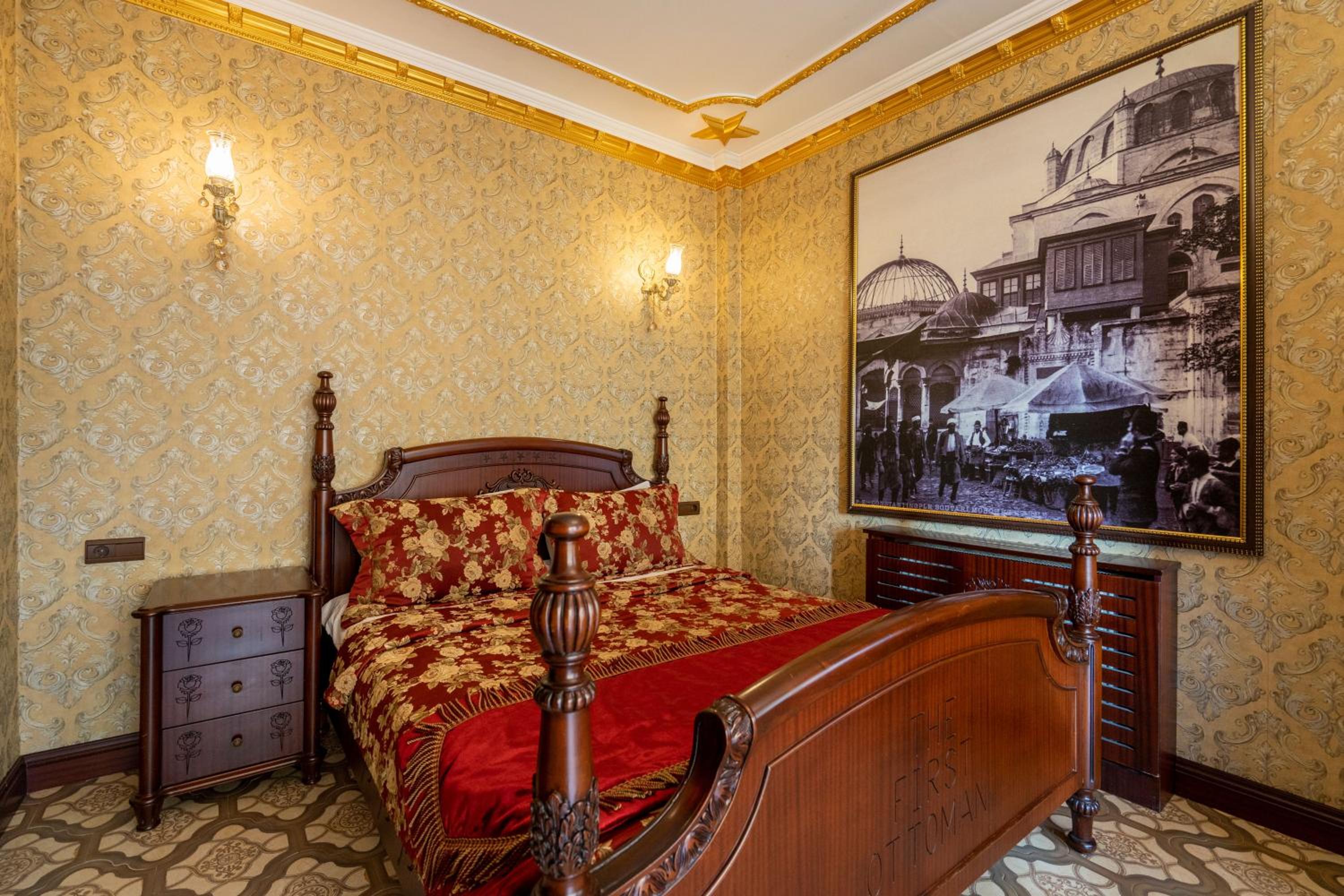 King Room with Balcony photo 3
