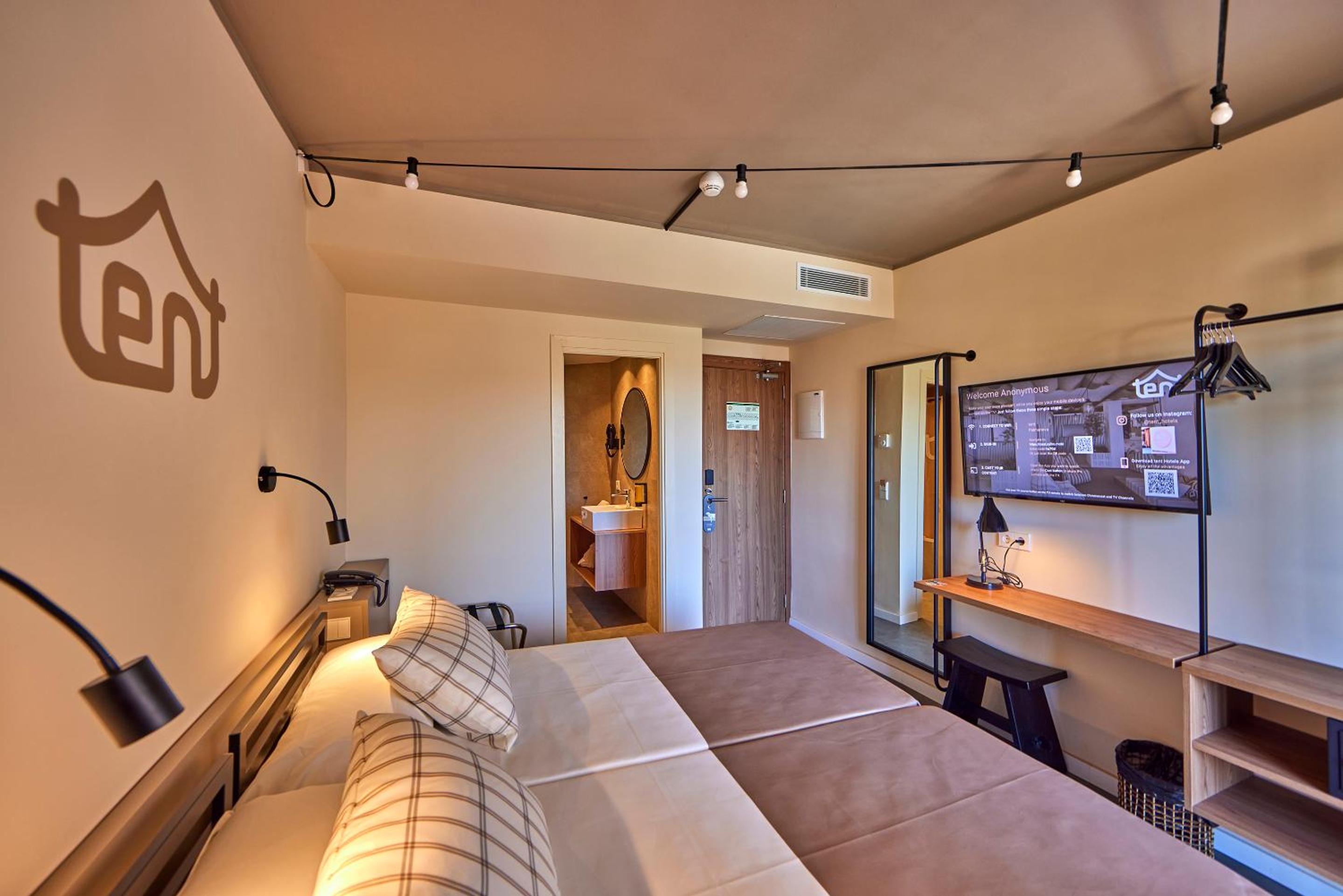 Double Room with Pool View - Unlimited Brunch - Photo 3