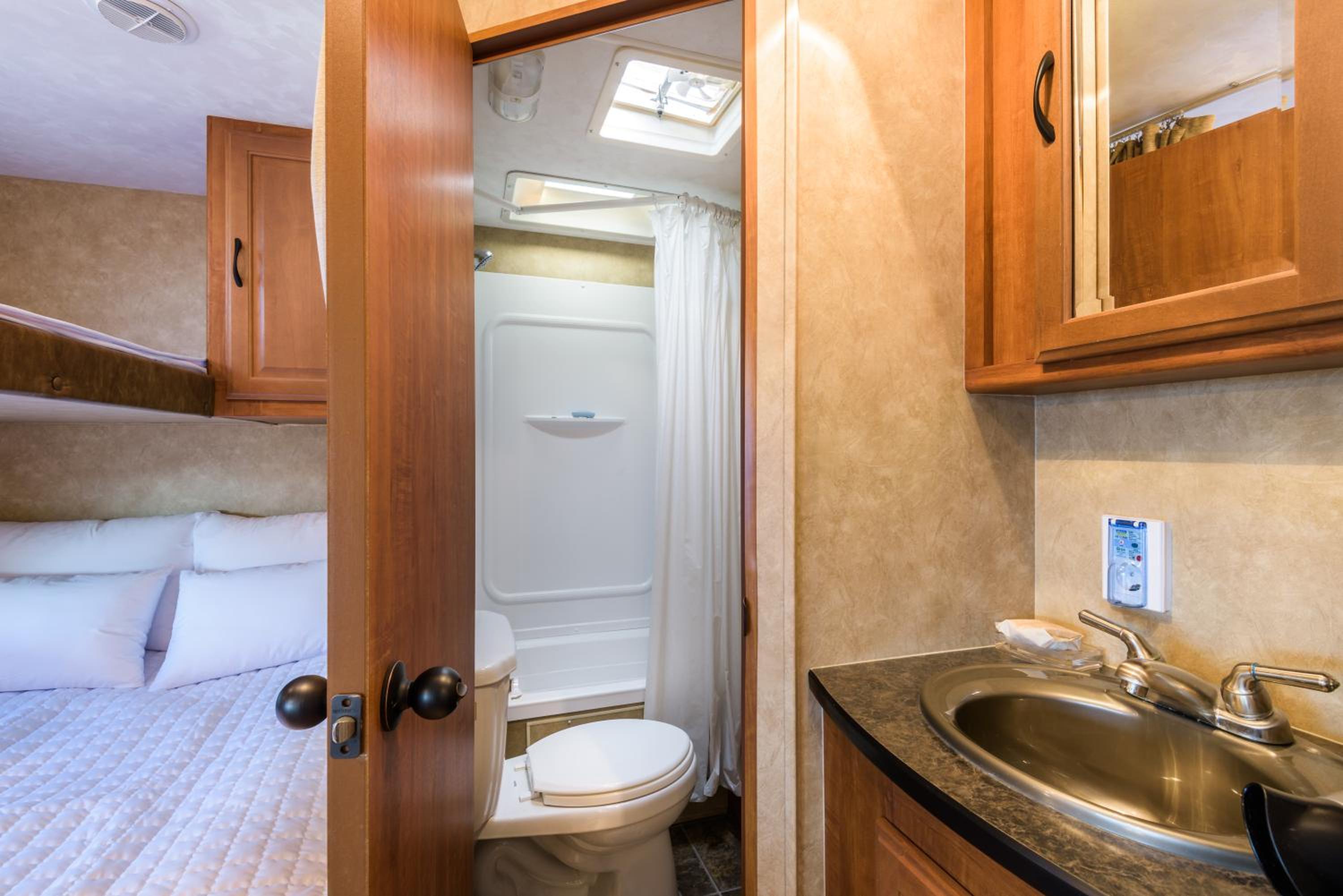 Caravan photo 2