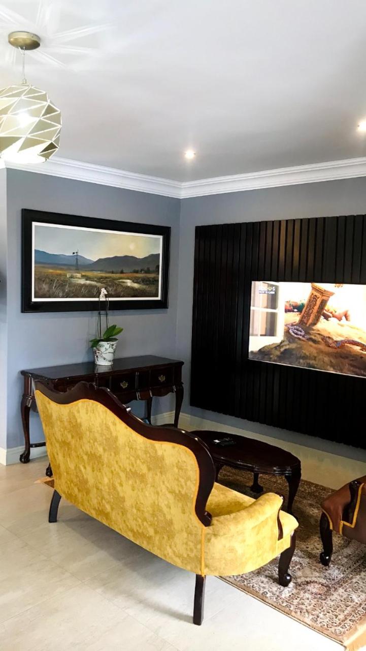 Presidential Suite photo 1