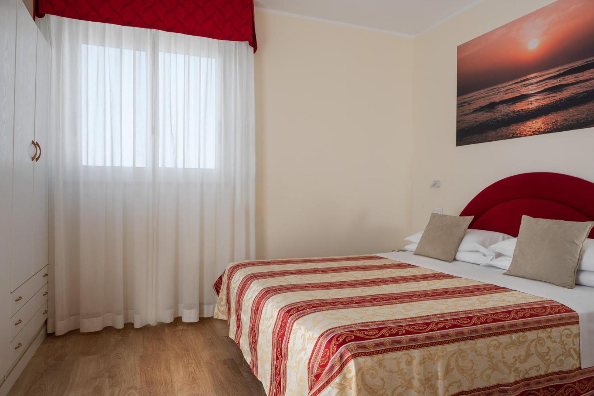 Family Suite - Photo 11