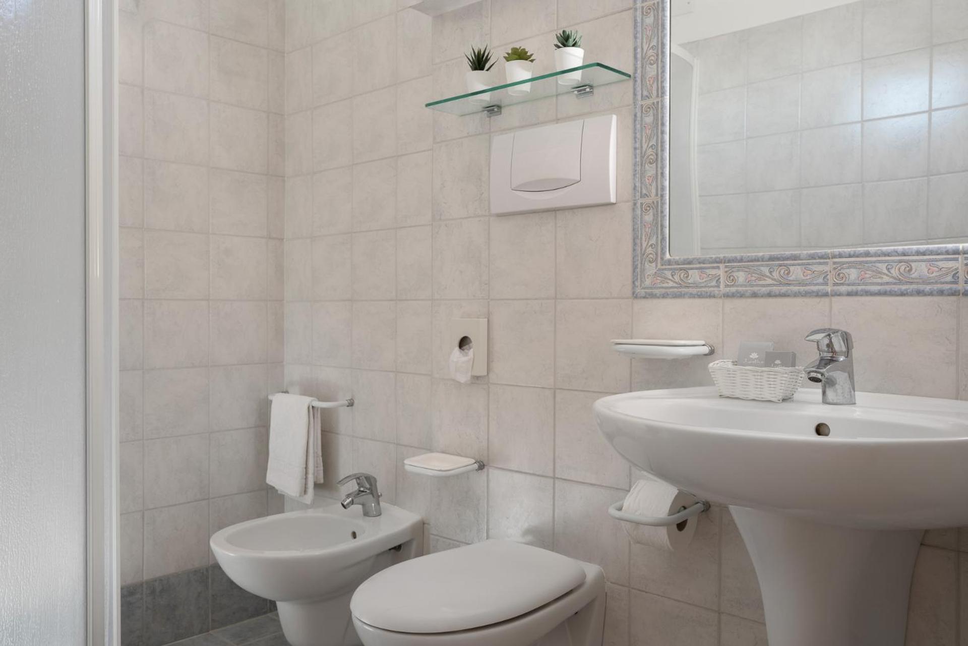 Family Suite - Photo 8