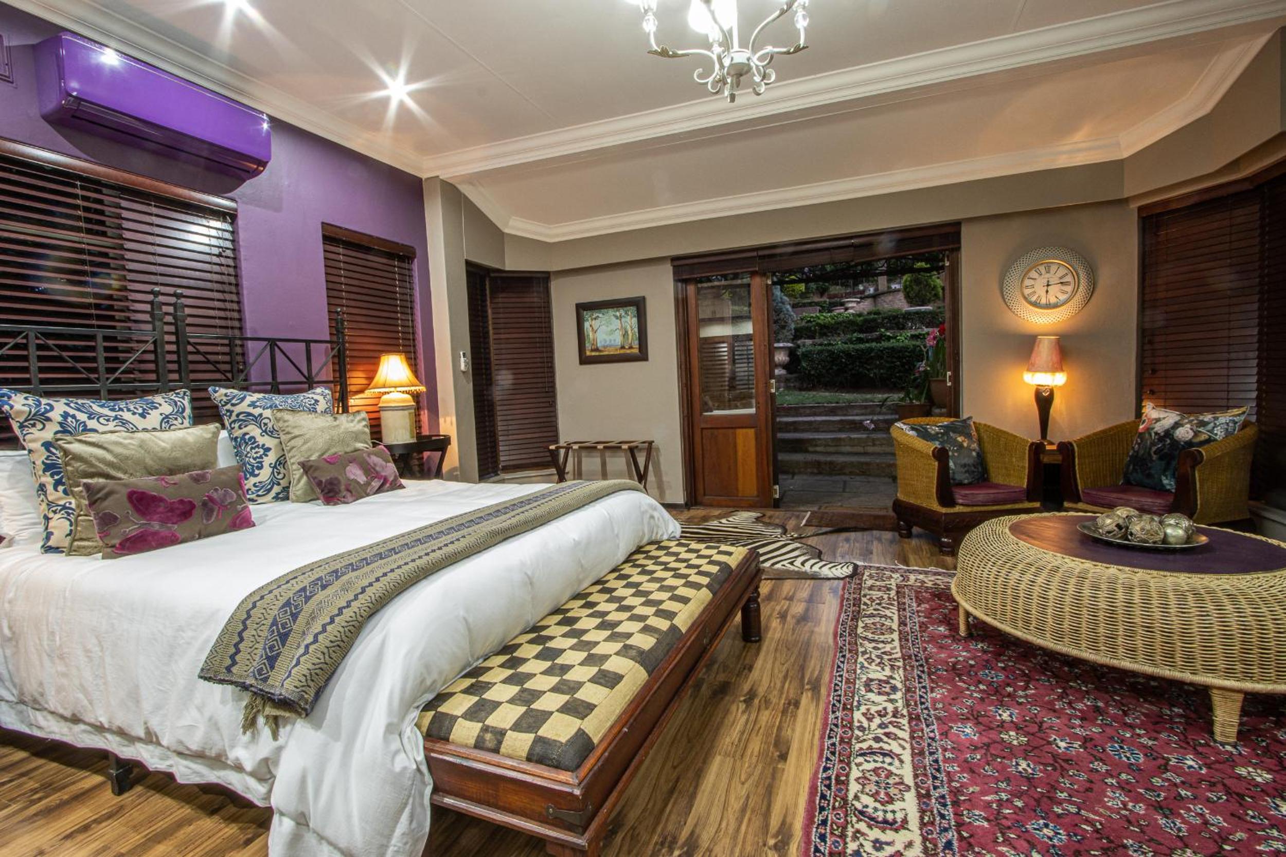 Deluxe Suite - Photo 5