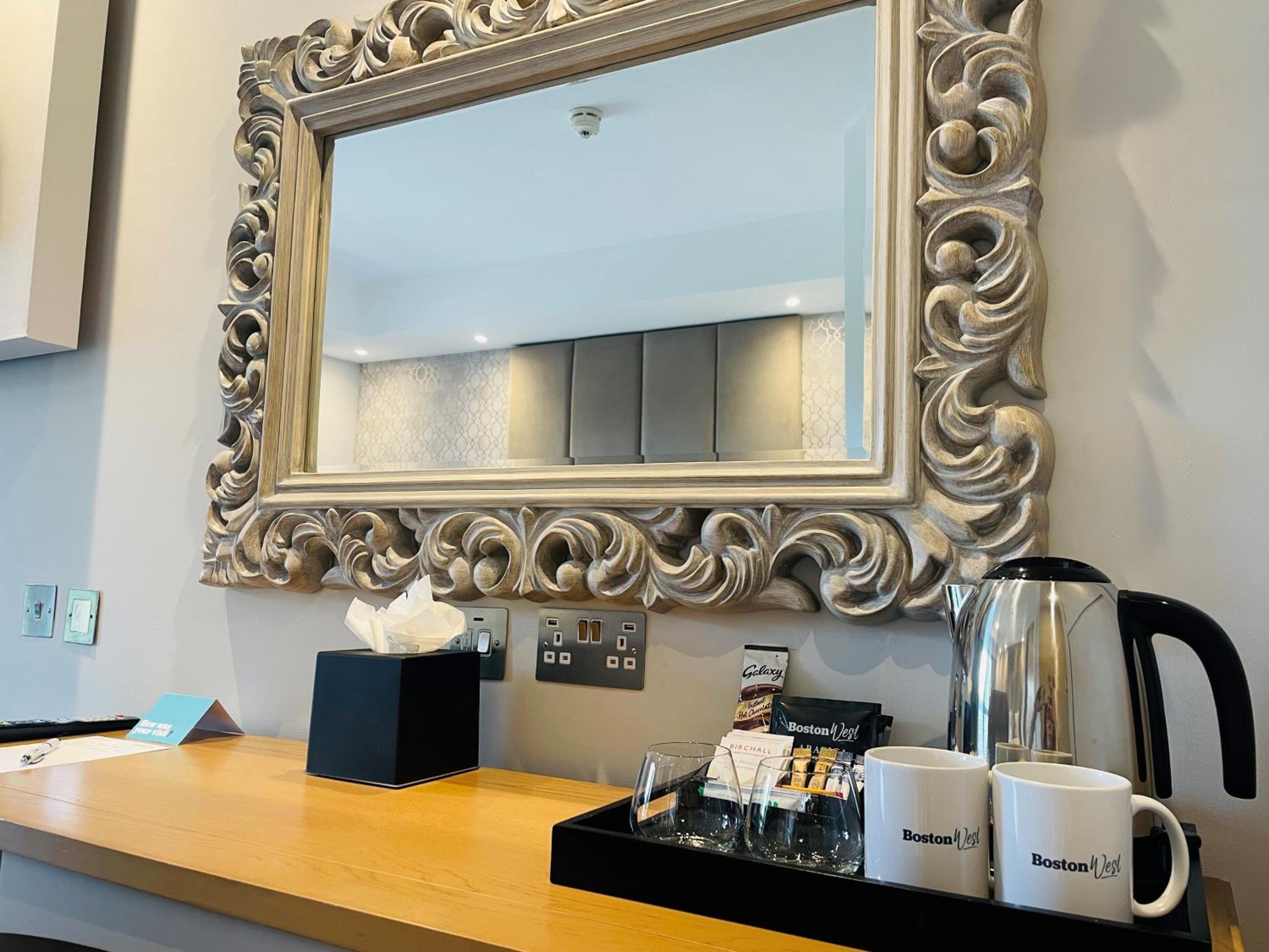 Superior King Room - Photo 2