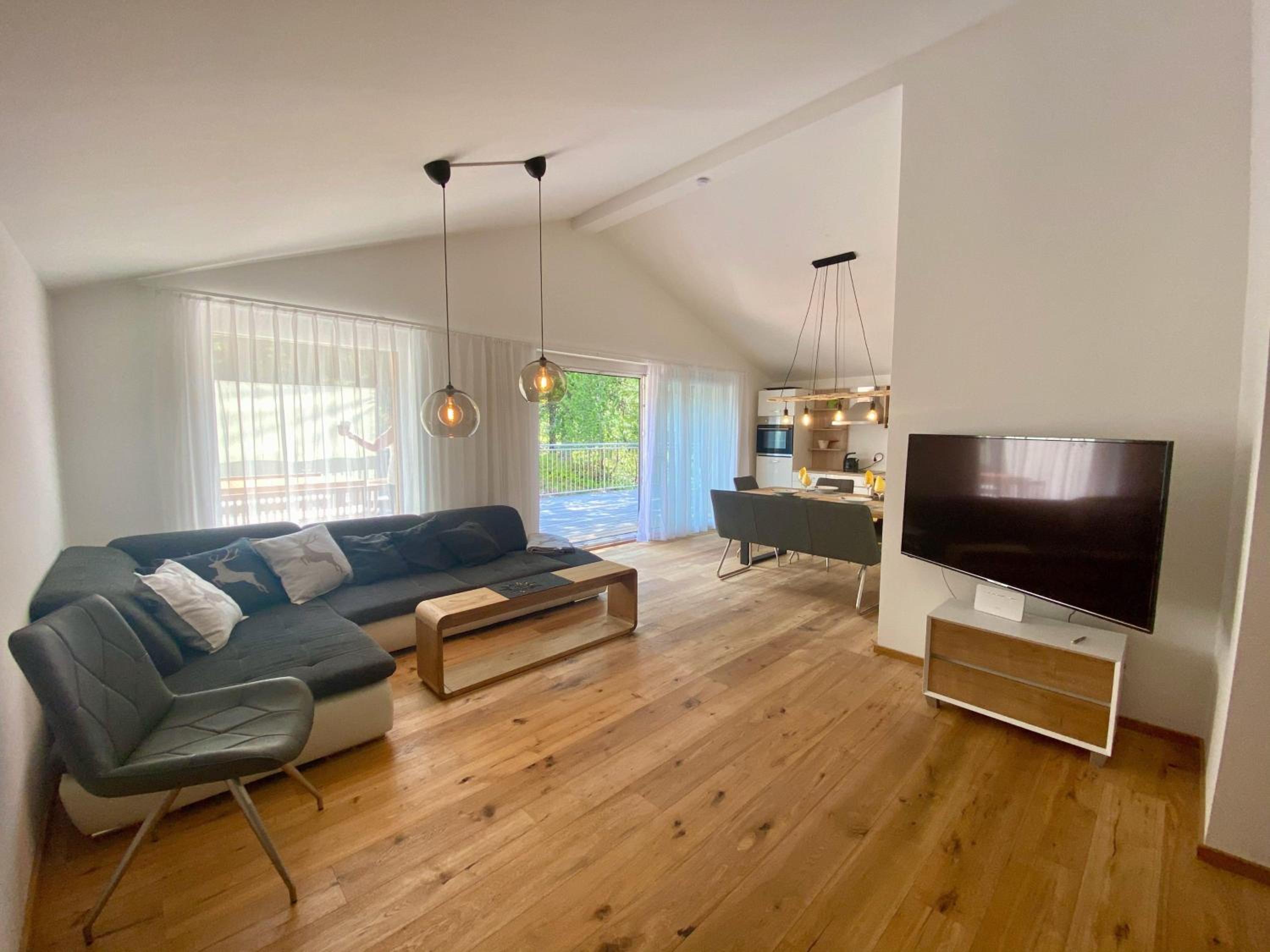 Two-Bedroom Apartment With Shower  photo 1