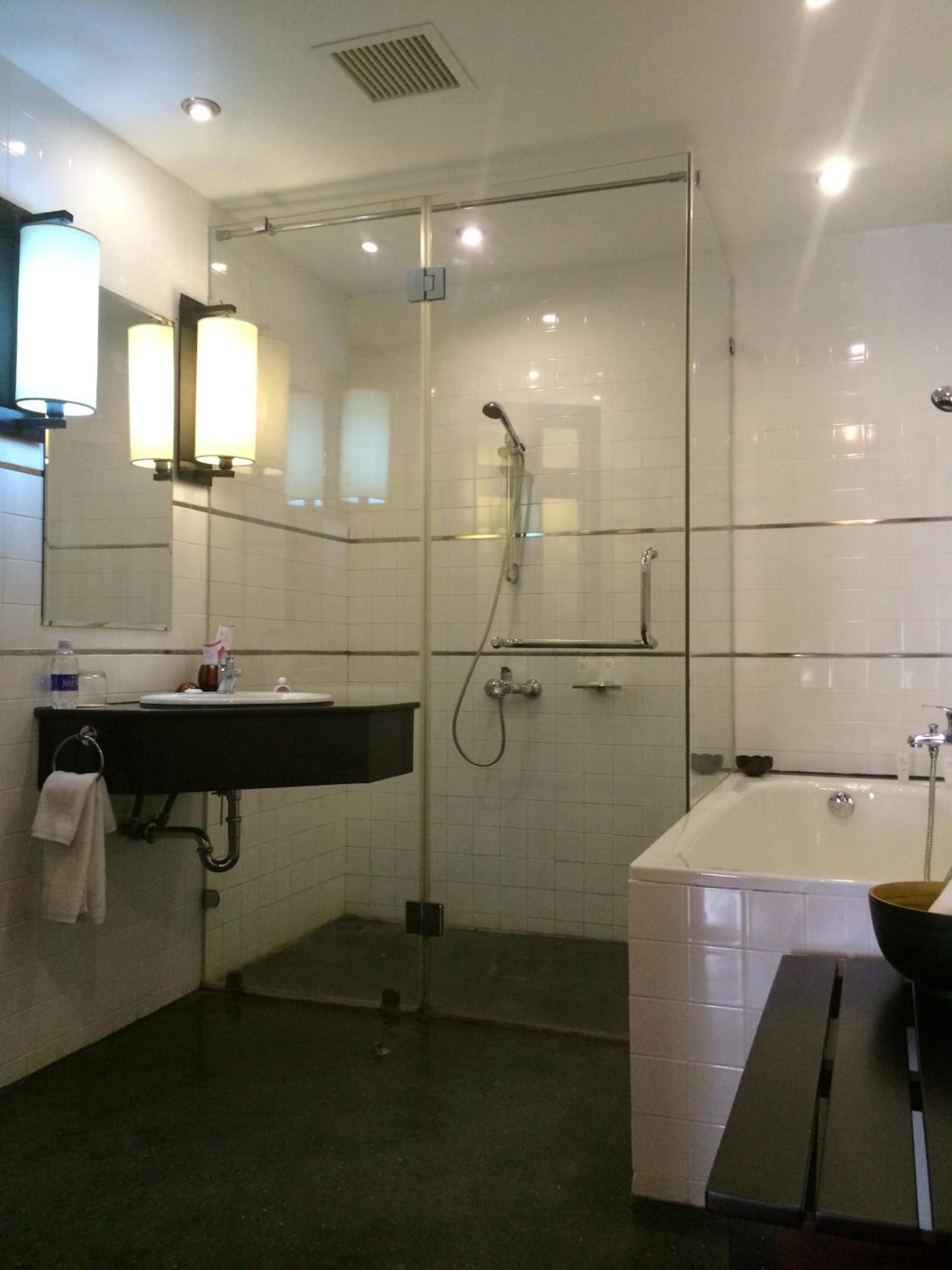 Deluxe Double Room - Photo 8