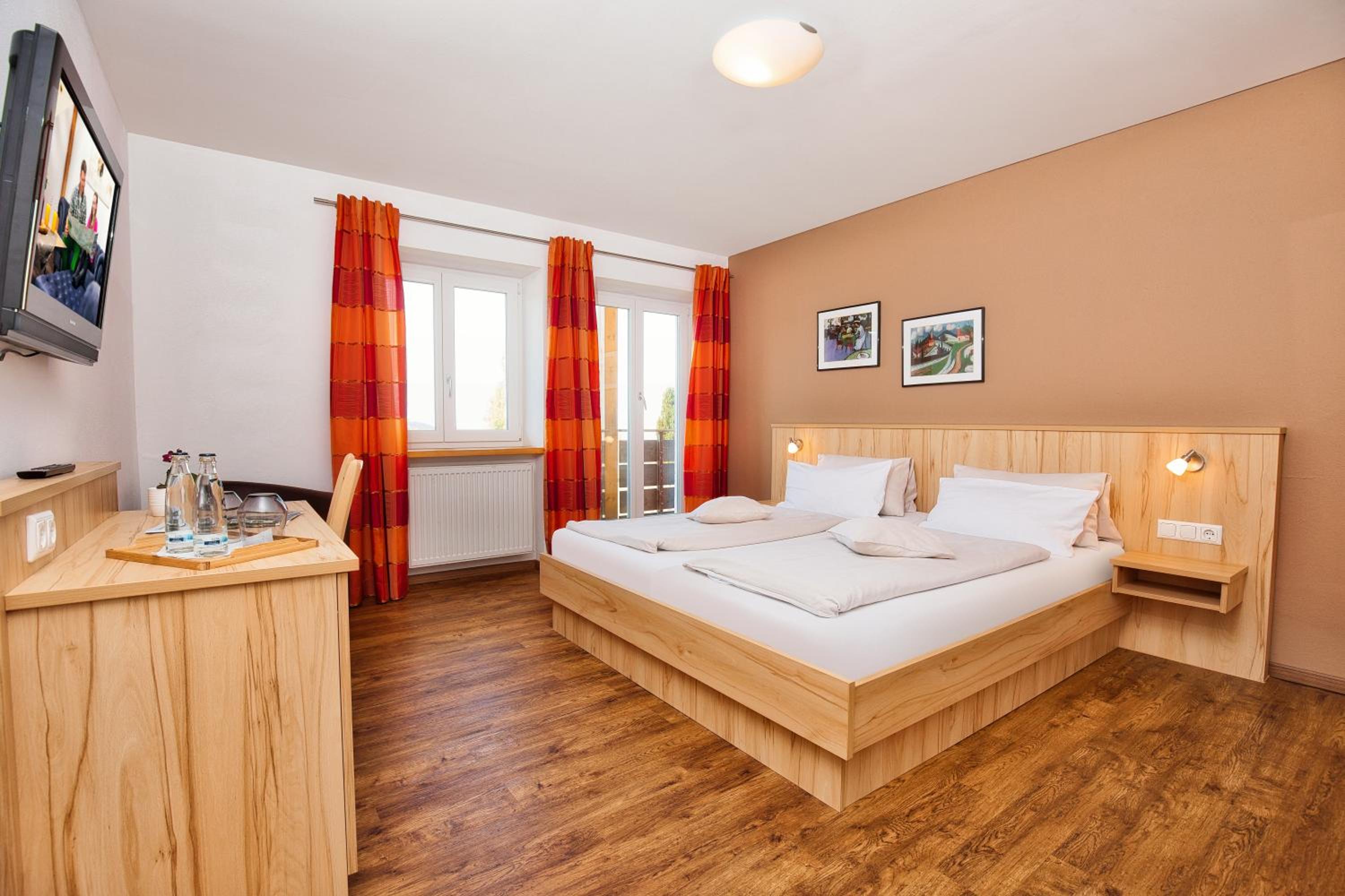 Standard Double Room photo 1