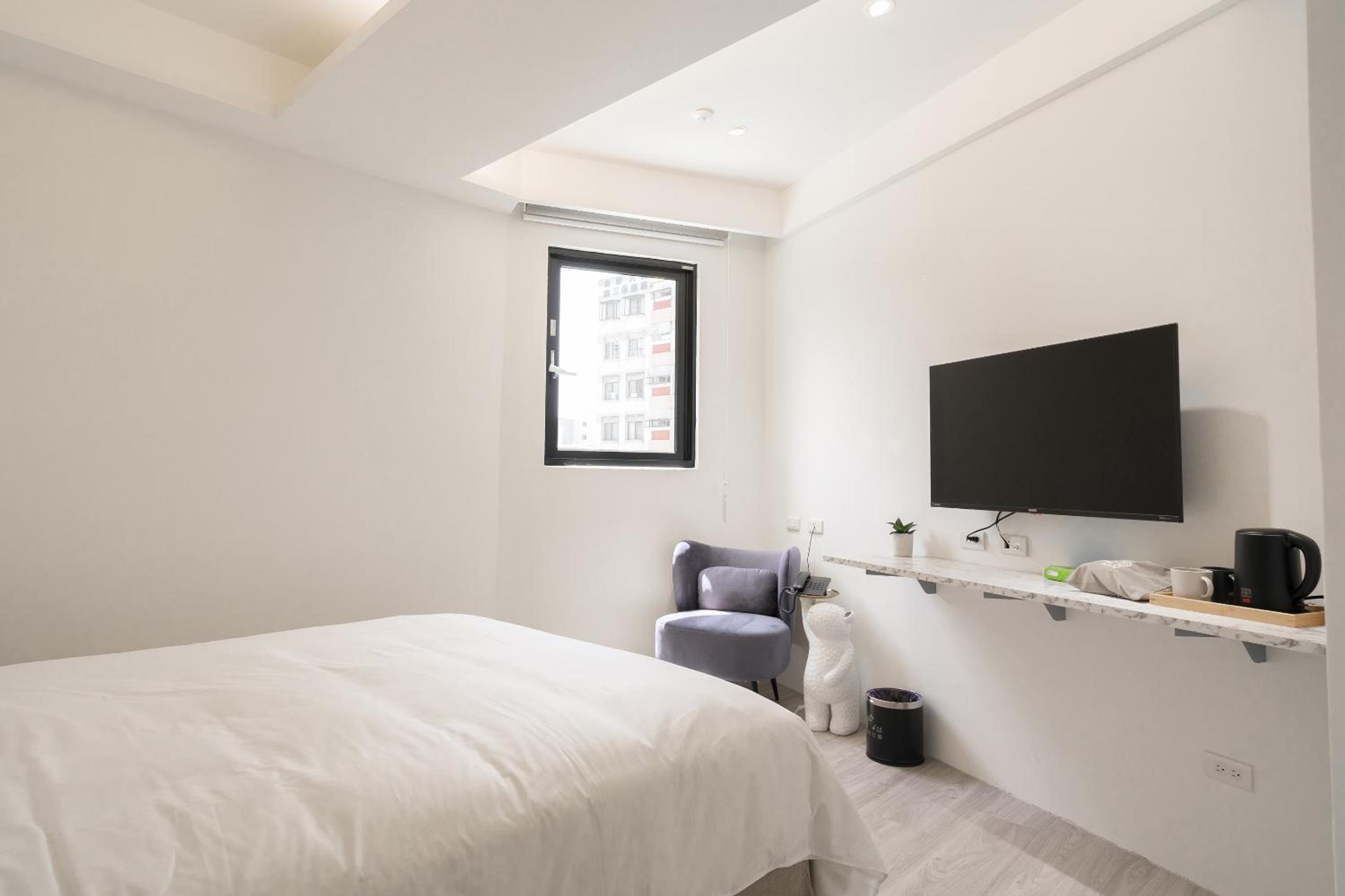 Standard Double Room - Photo 24