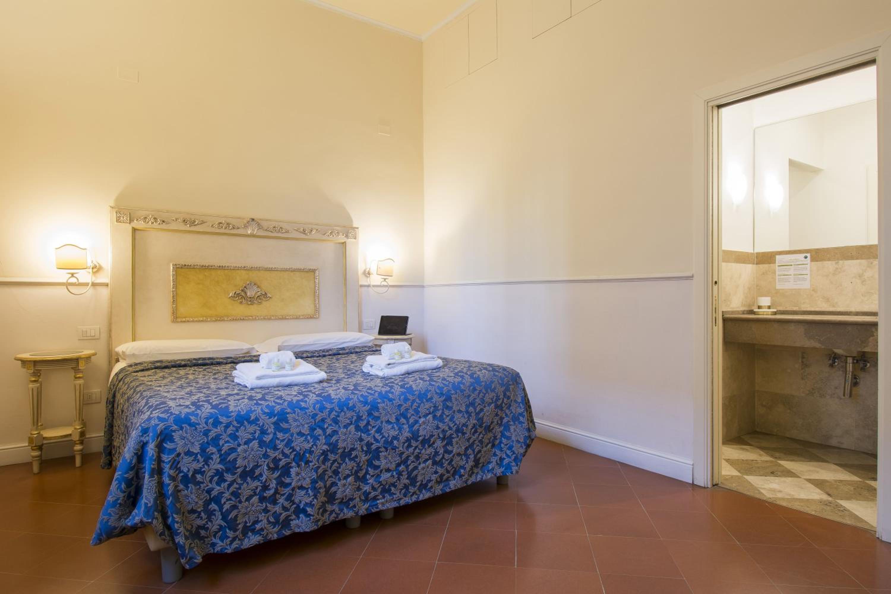 Triple Room photo 2
